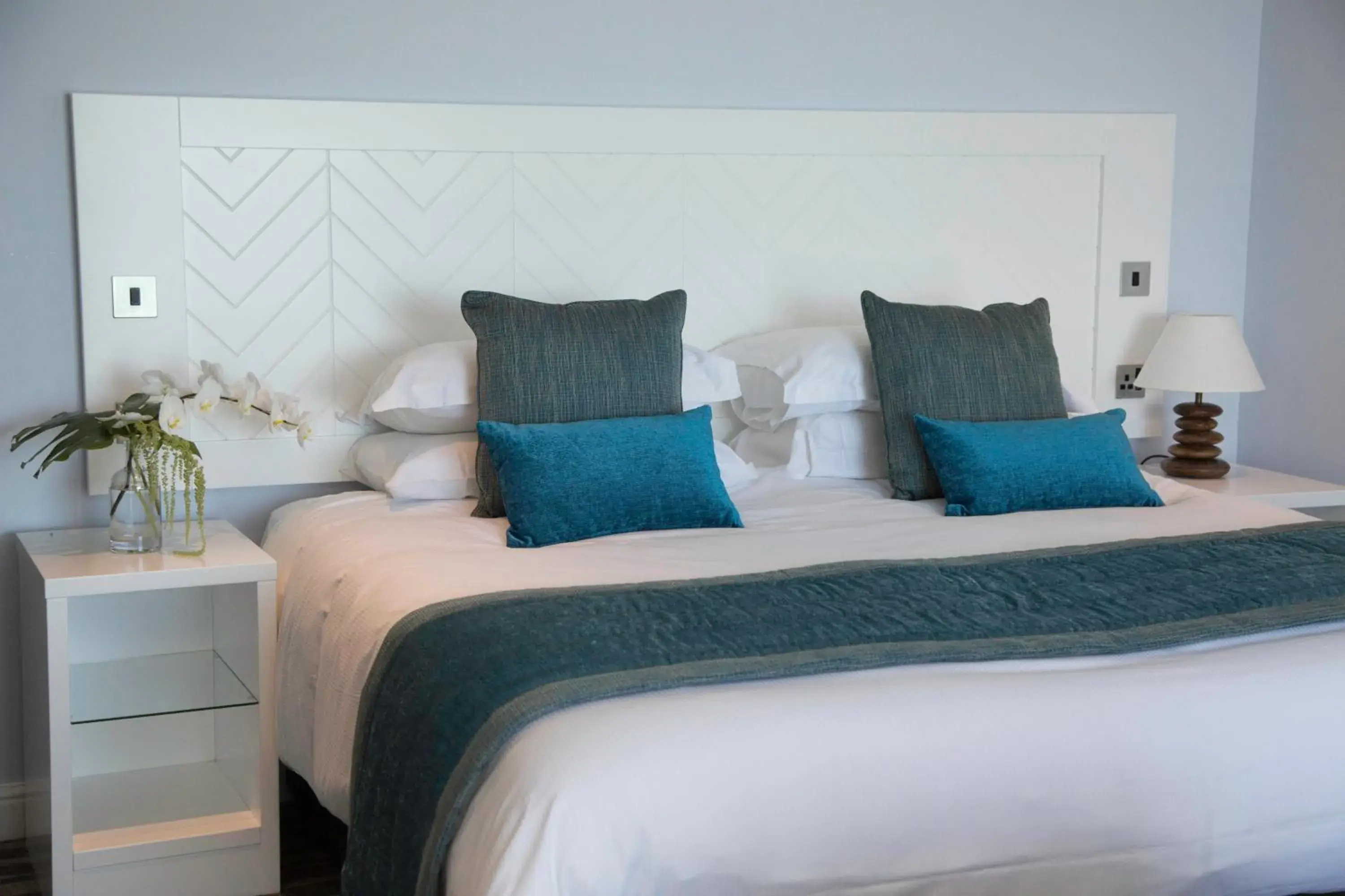 Bedroom, Bed in St George's Hotel - Llandudno Bedroom, Bed in St George's Hotel - Llandudno