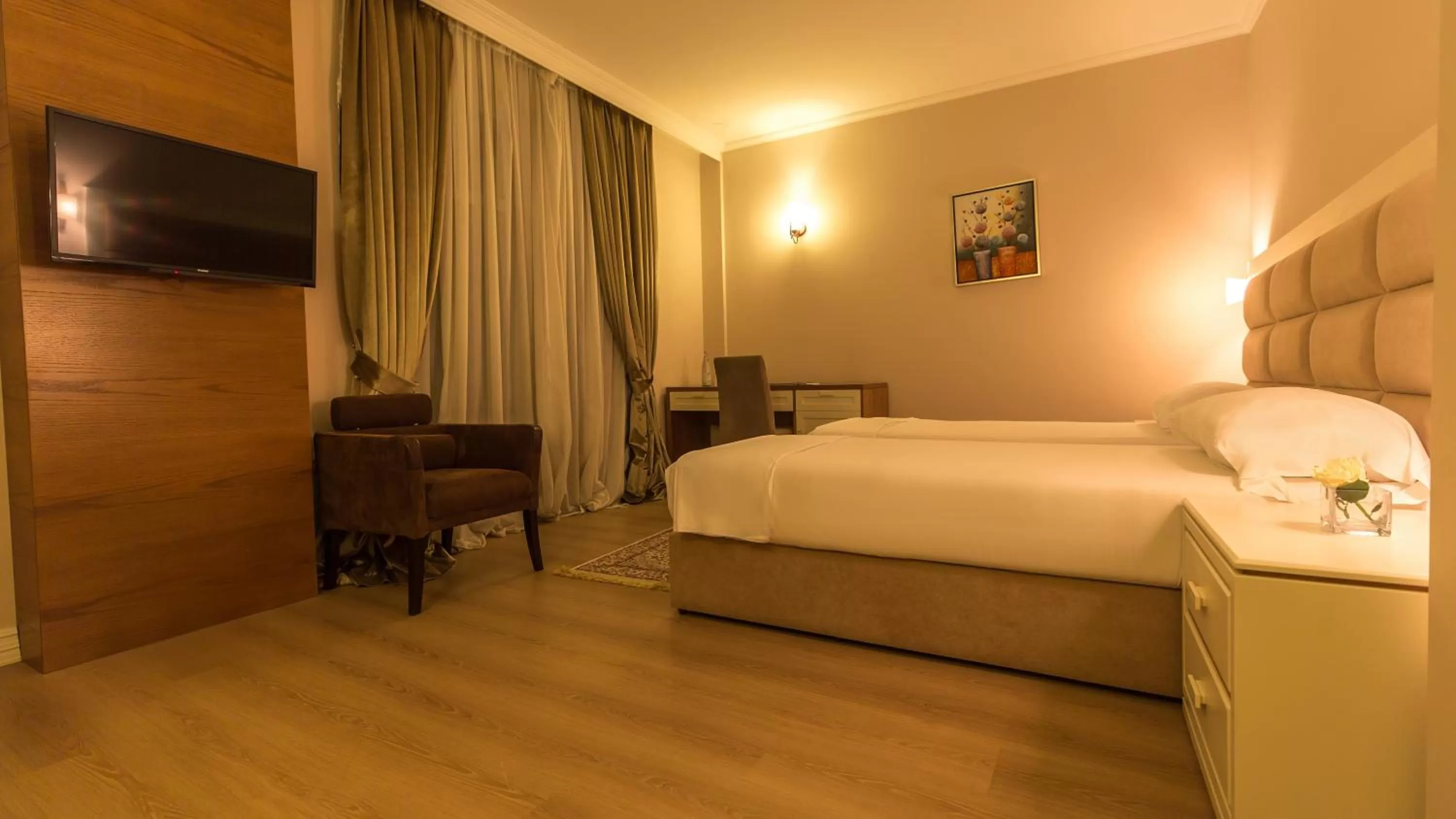 Bed in Royal Hill Hotel