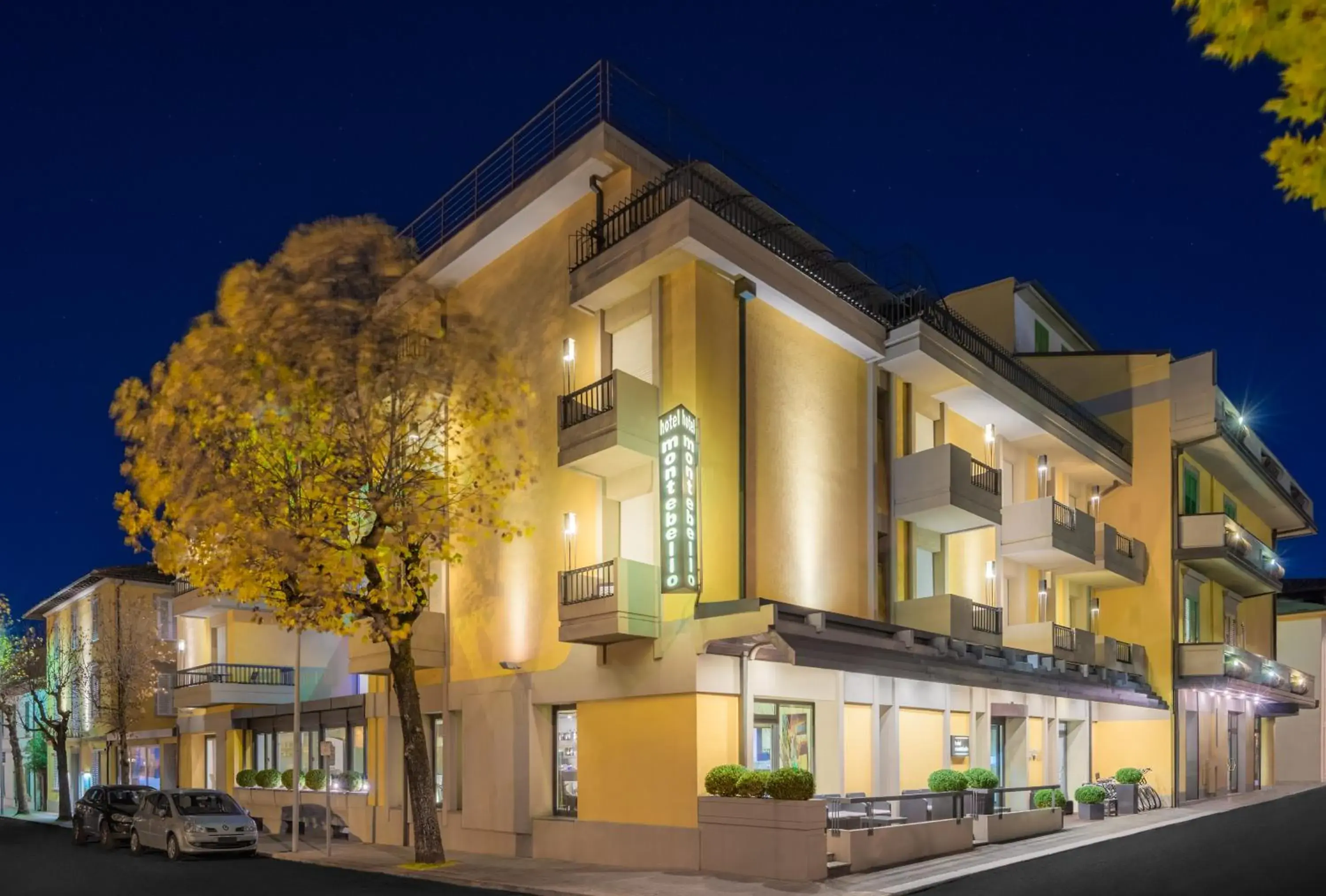 Facade/entrance, Property Building in Hotel Montebello