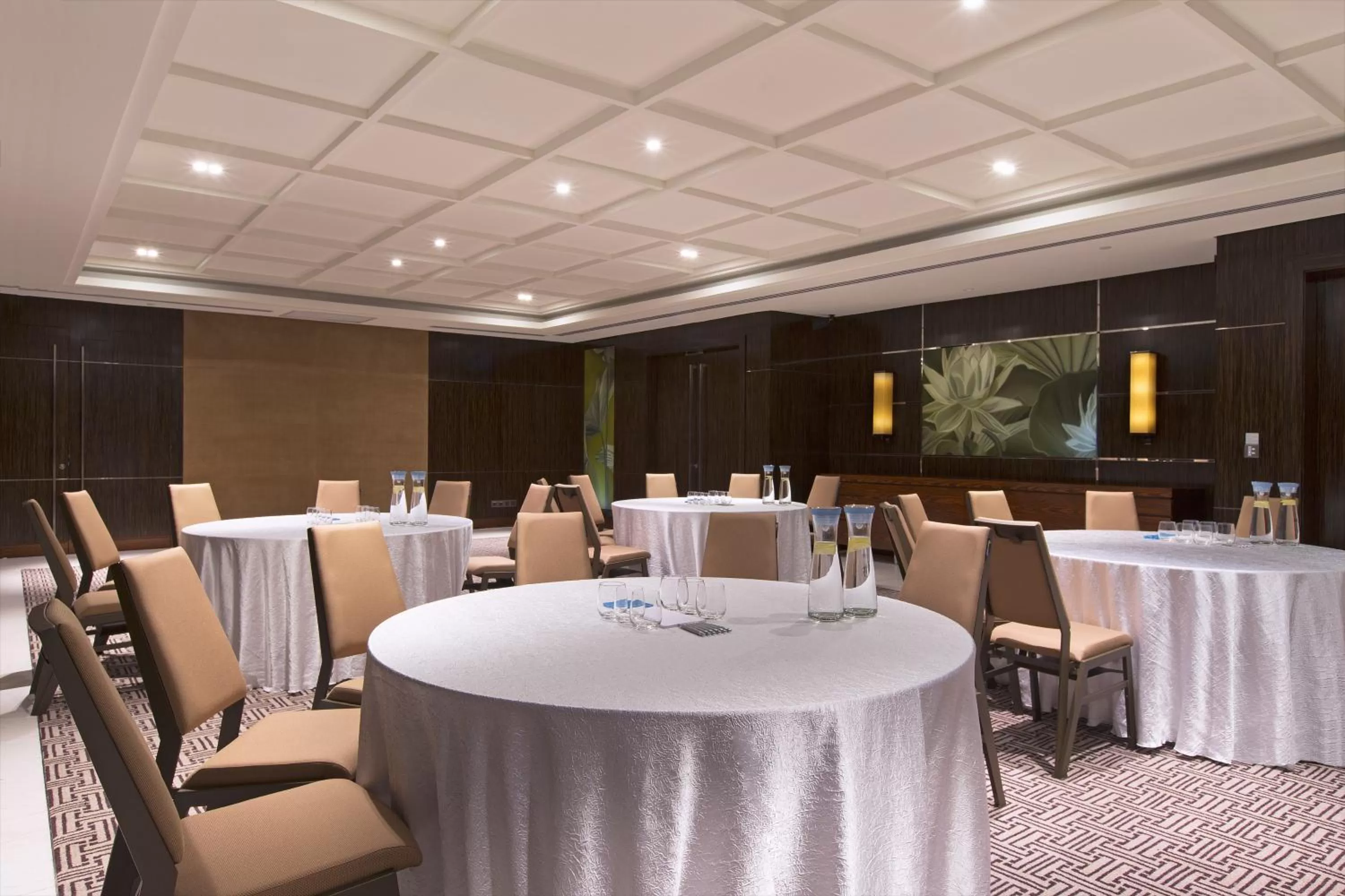 Business facilities in The Westin Singapore