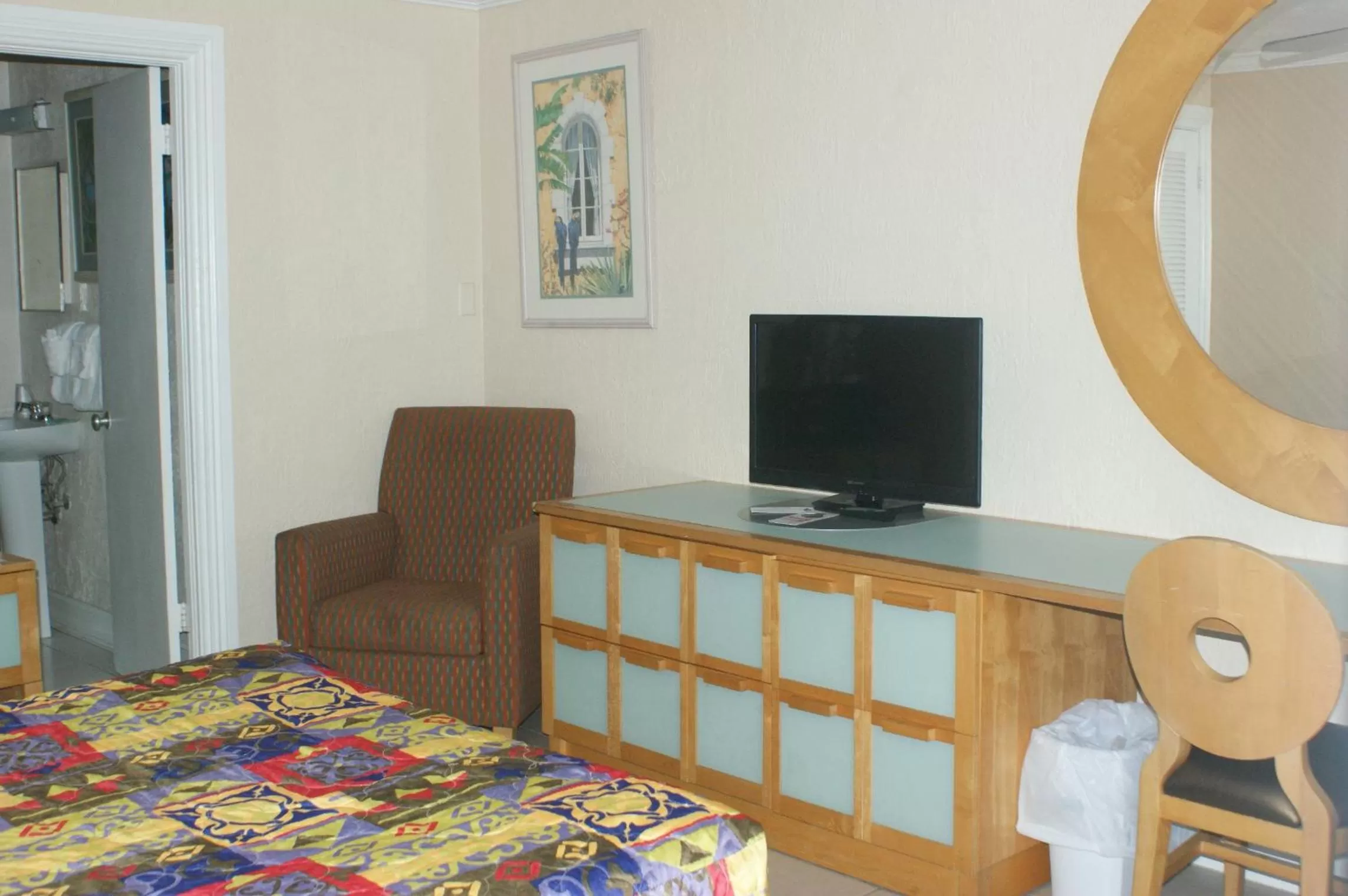Budget Double Room in Sea Vista Motel
