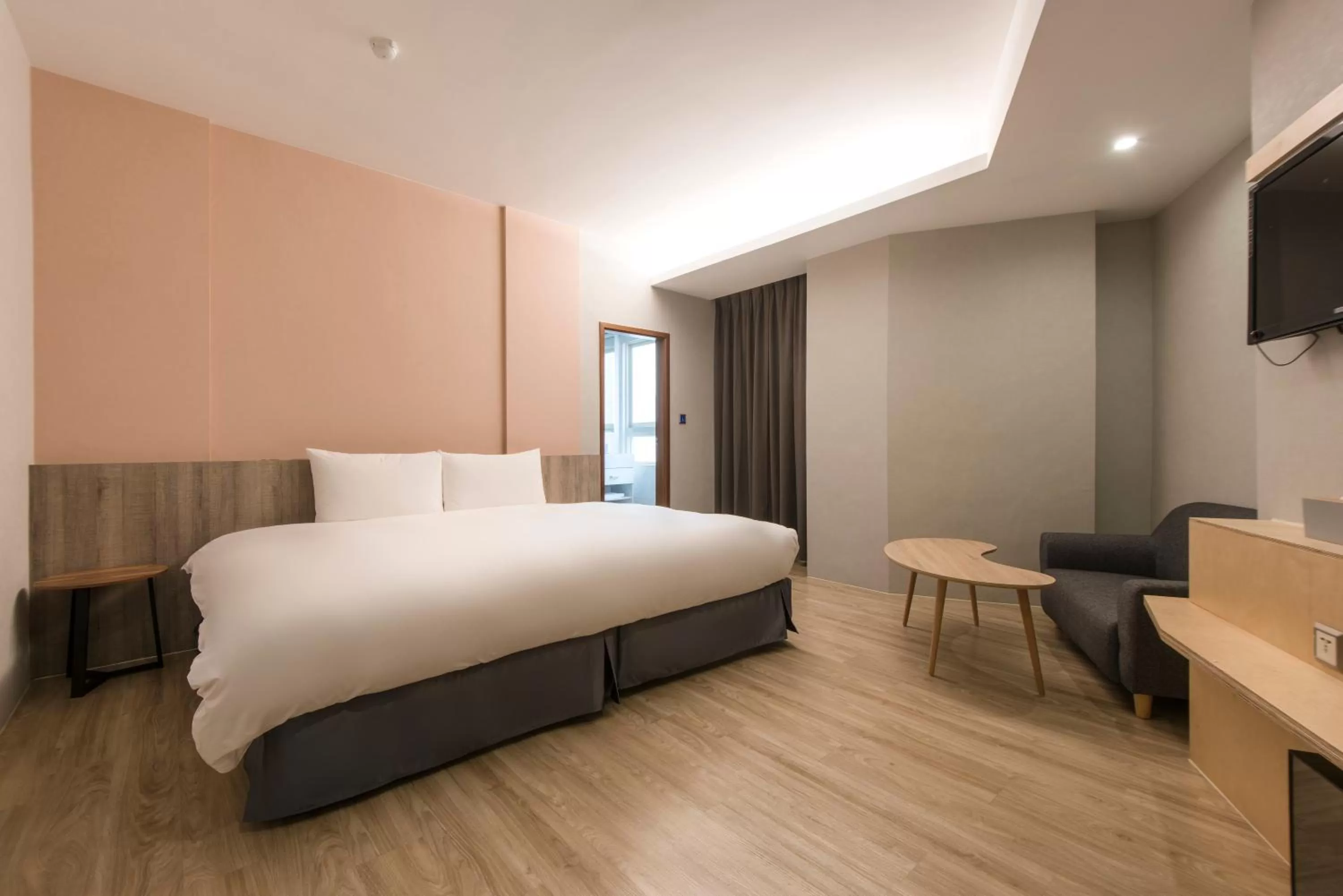 Bed in Sparrow Hotel