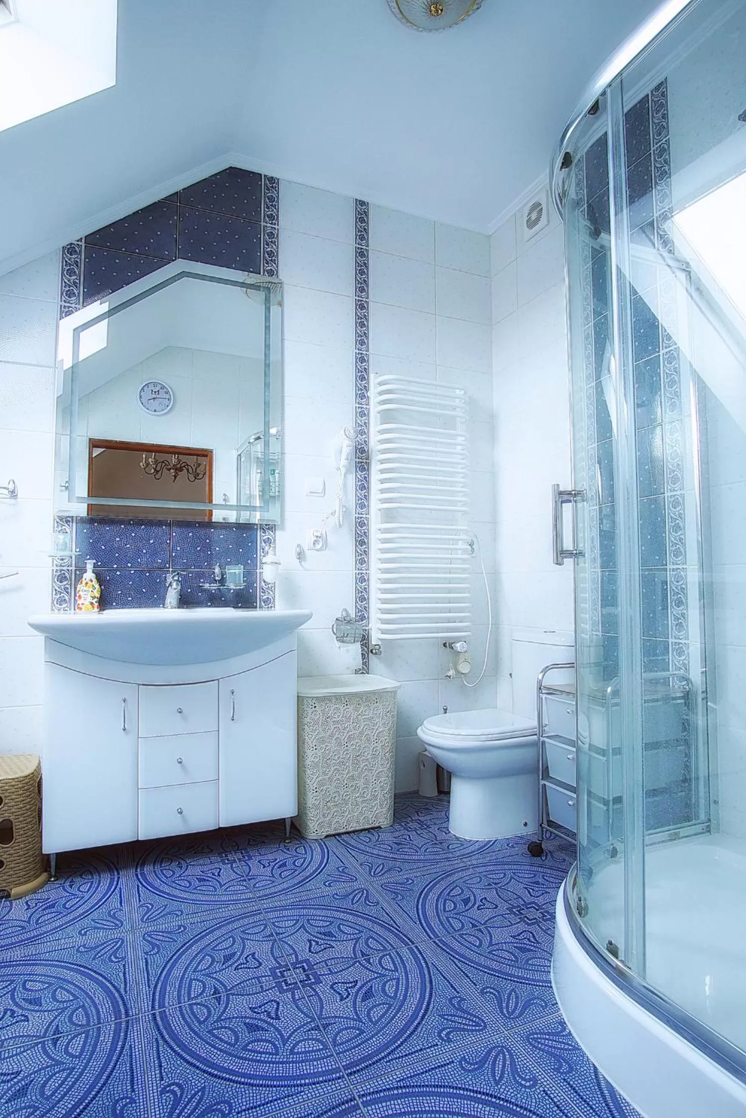 Shower in Rezydencja Elżbiecin