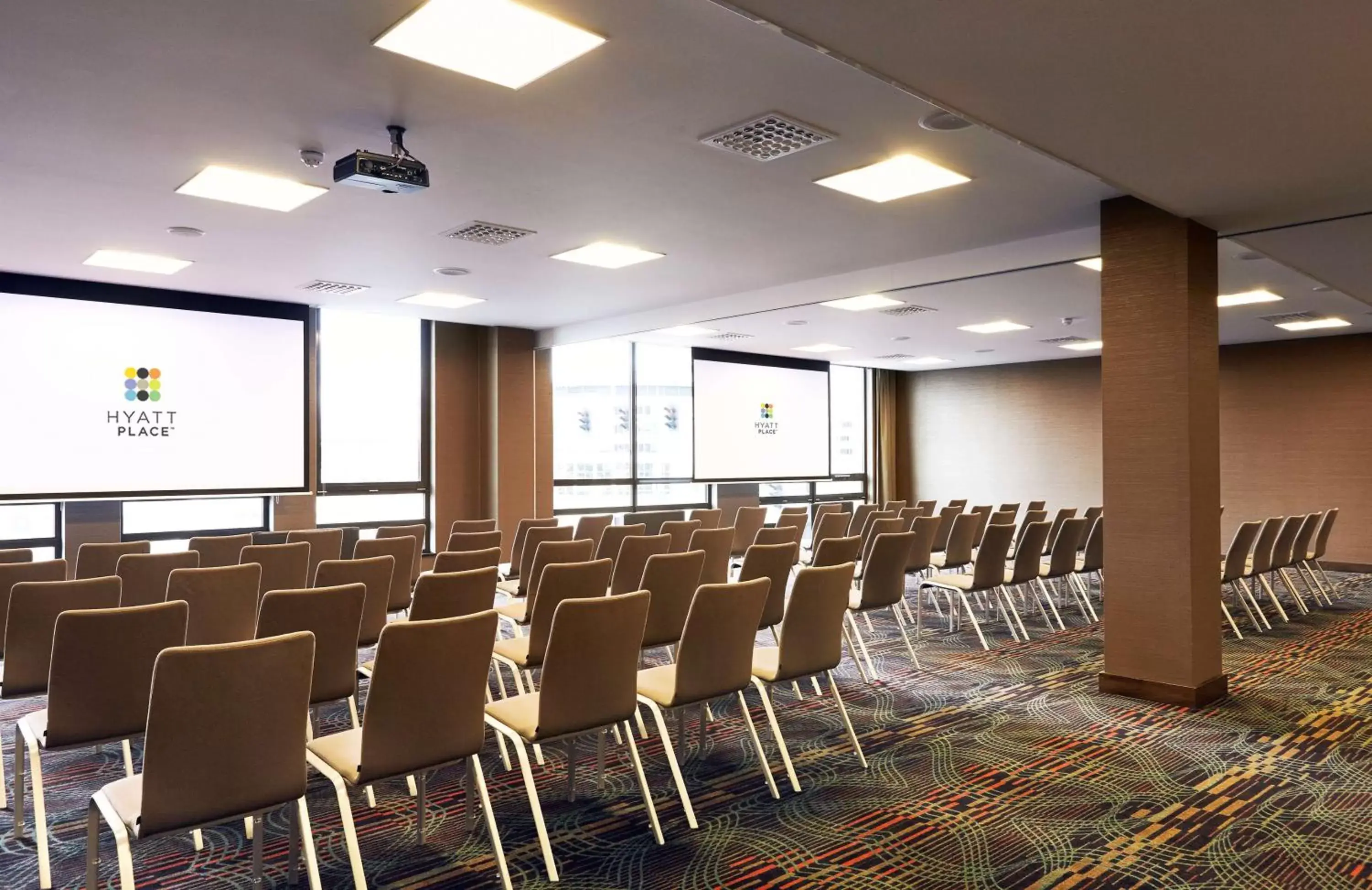 Meeting/conference room in Hyatt Place Amsterdam Airport