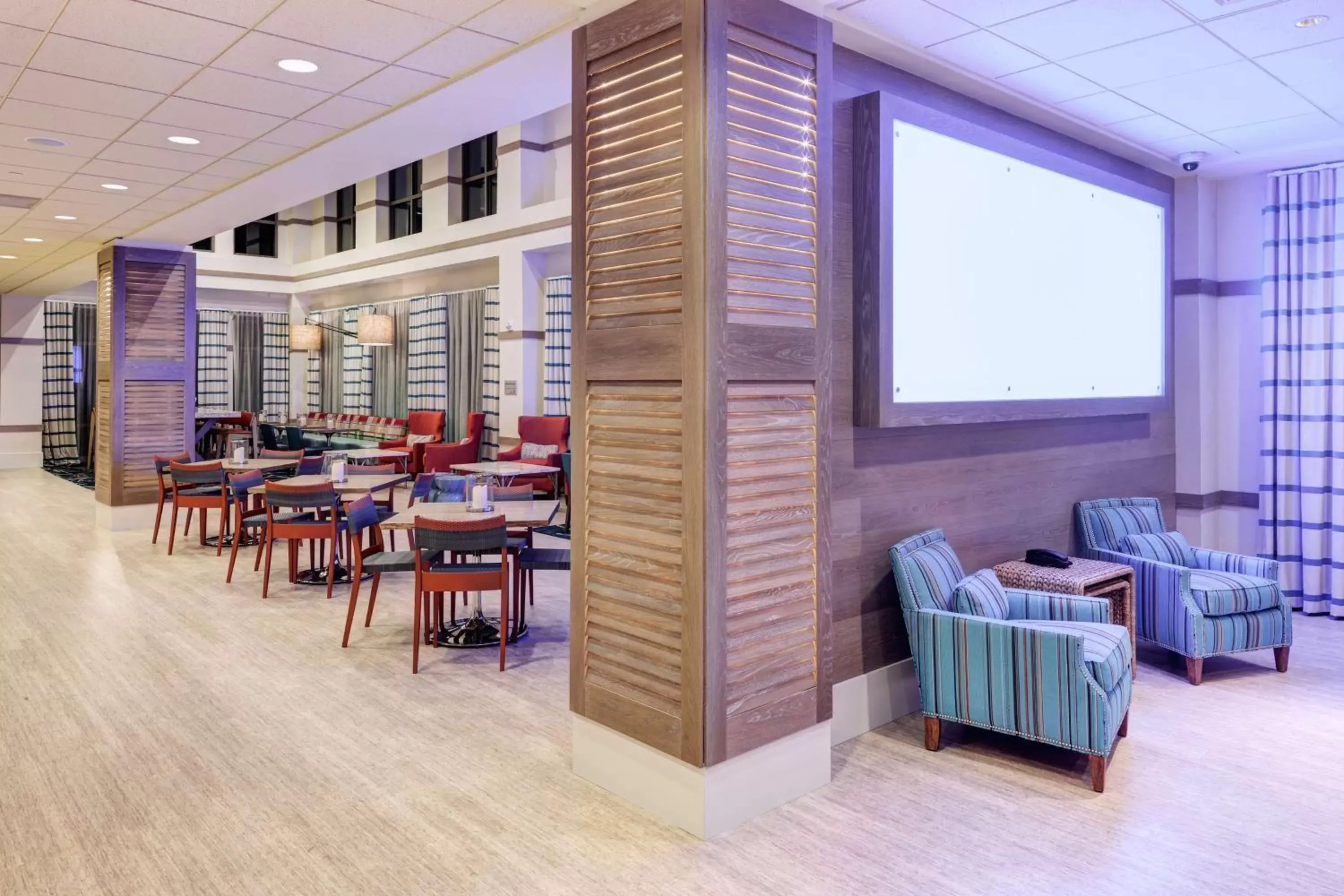 Lobby or reception in Hampton Inn & Suites by Hilton Carolina Beach Oceanfront Lobby or reception in Hampton Inn & Suites by Hilton Carolina Beach Oceanfront