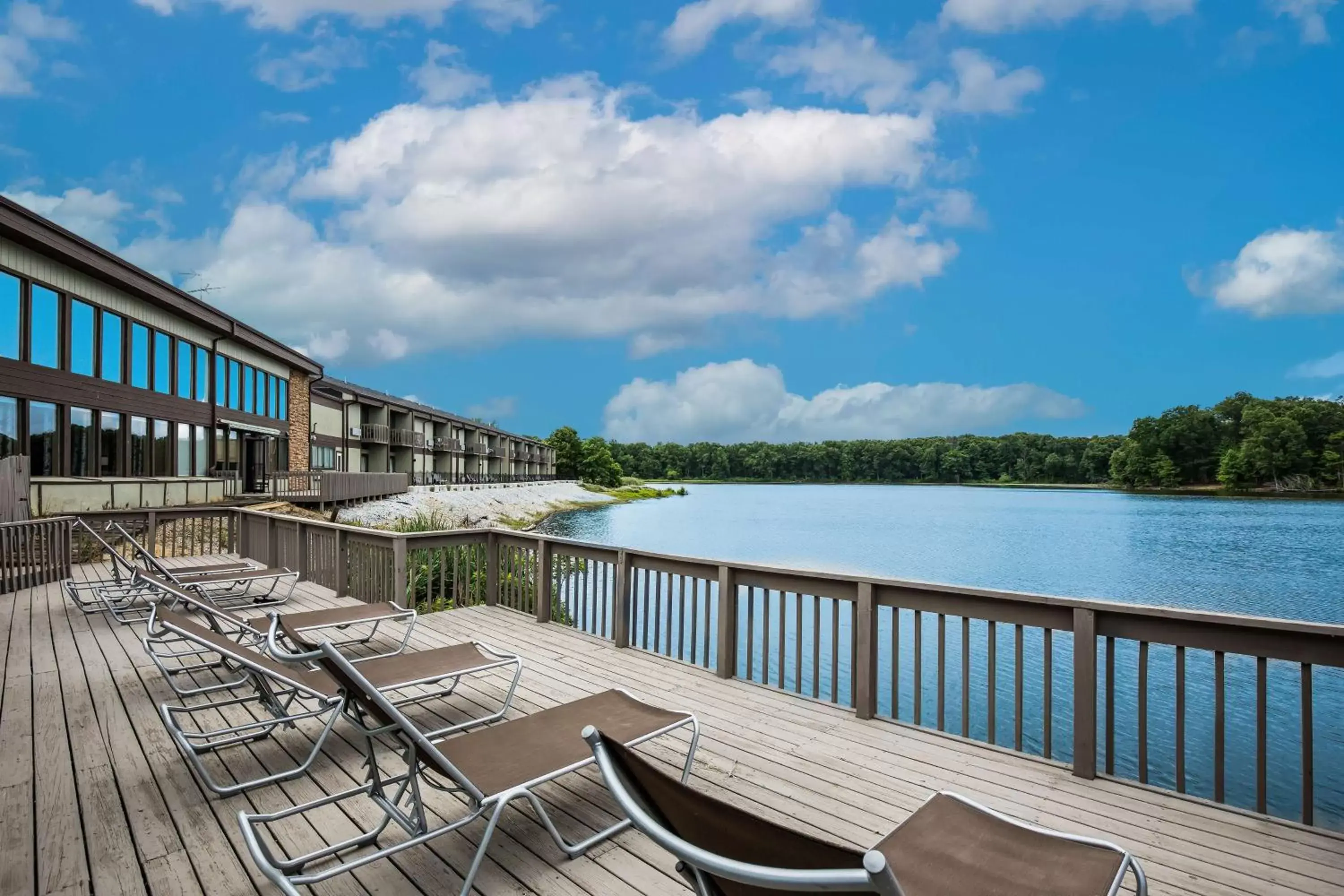 Property building in Best Western Indian Oak Property building in Best Western Indian Oak