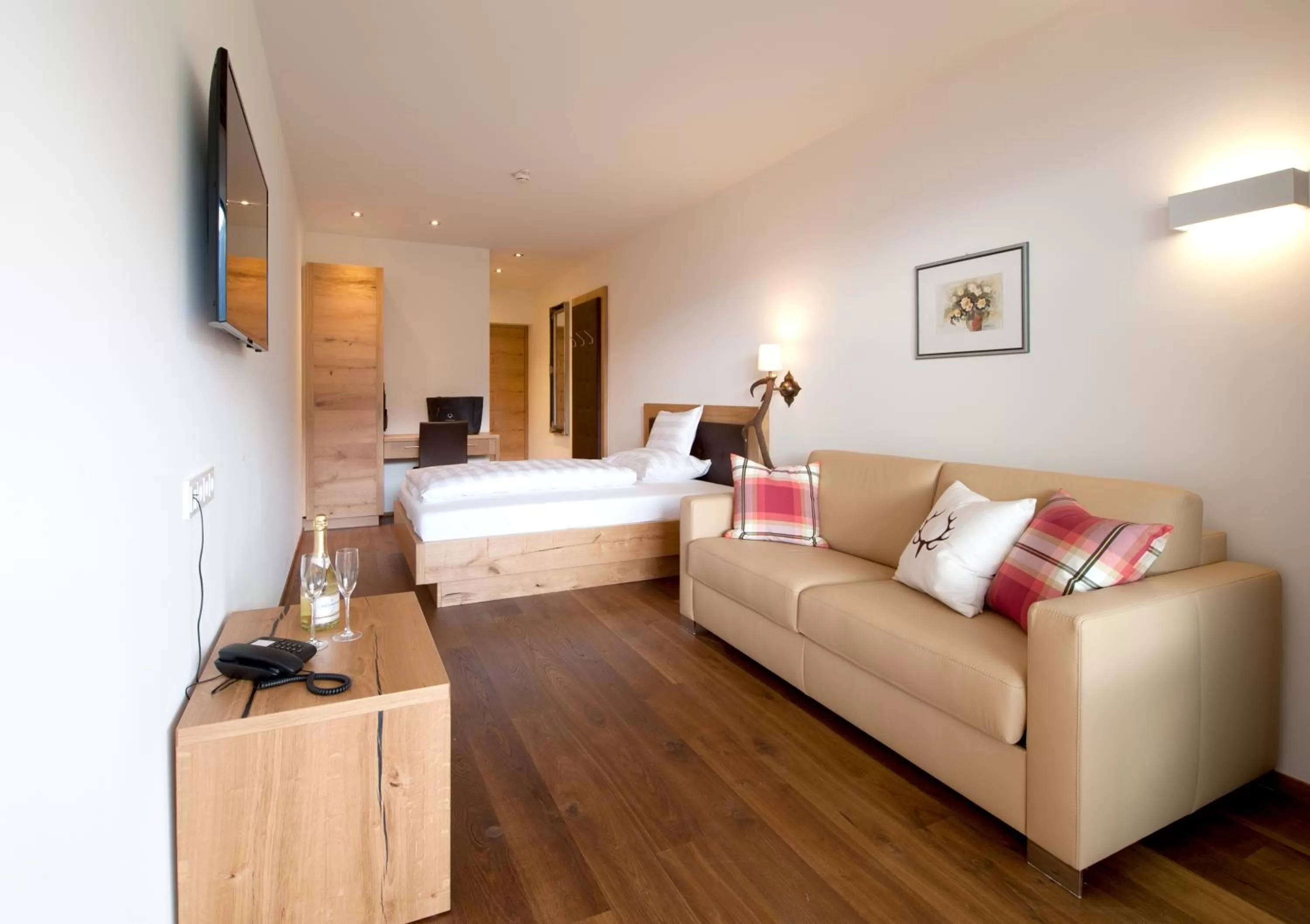 Photo of the whole room, Bed in Hotel St Hubertus