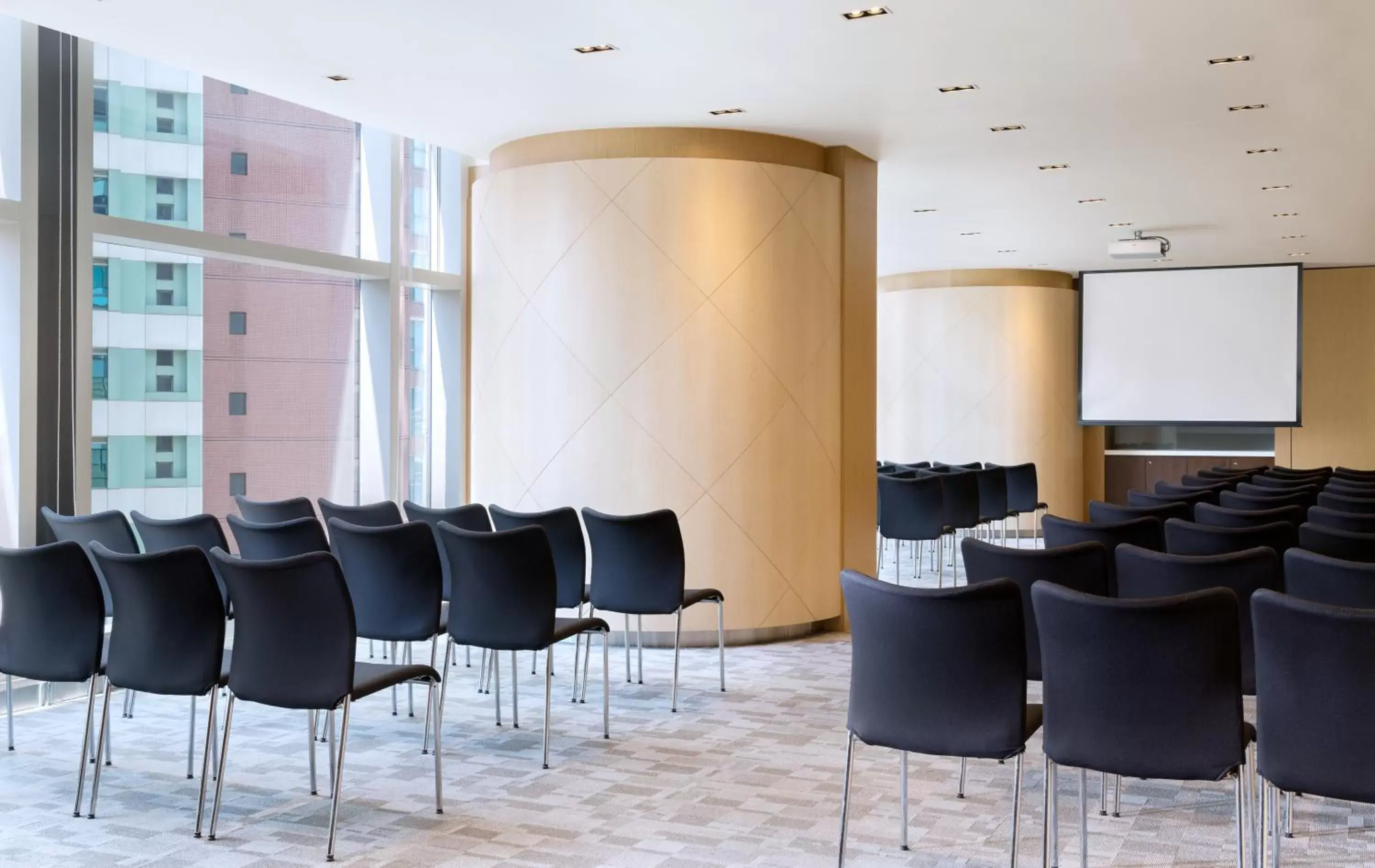 Business facilities, Business Area/Conference Room in Ibis Hong Kong Central & Sheung Wan