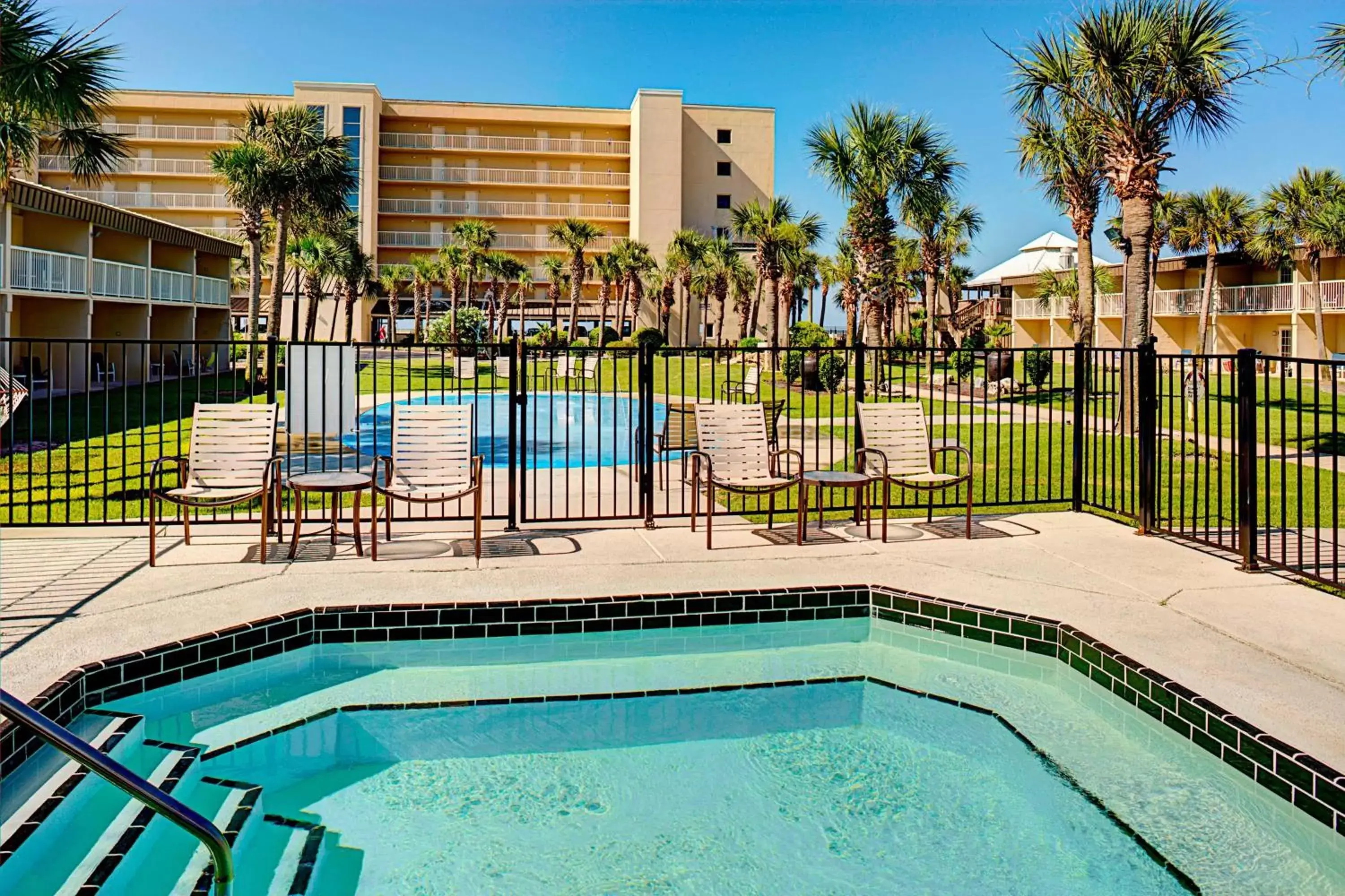 Fitness centre/facilities, Swimming Pool in Four Points by Sheraton Destin - Fort Walton Beach