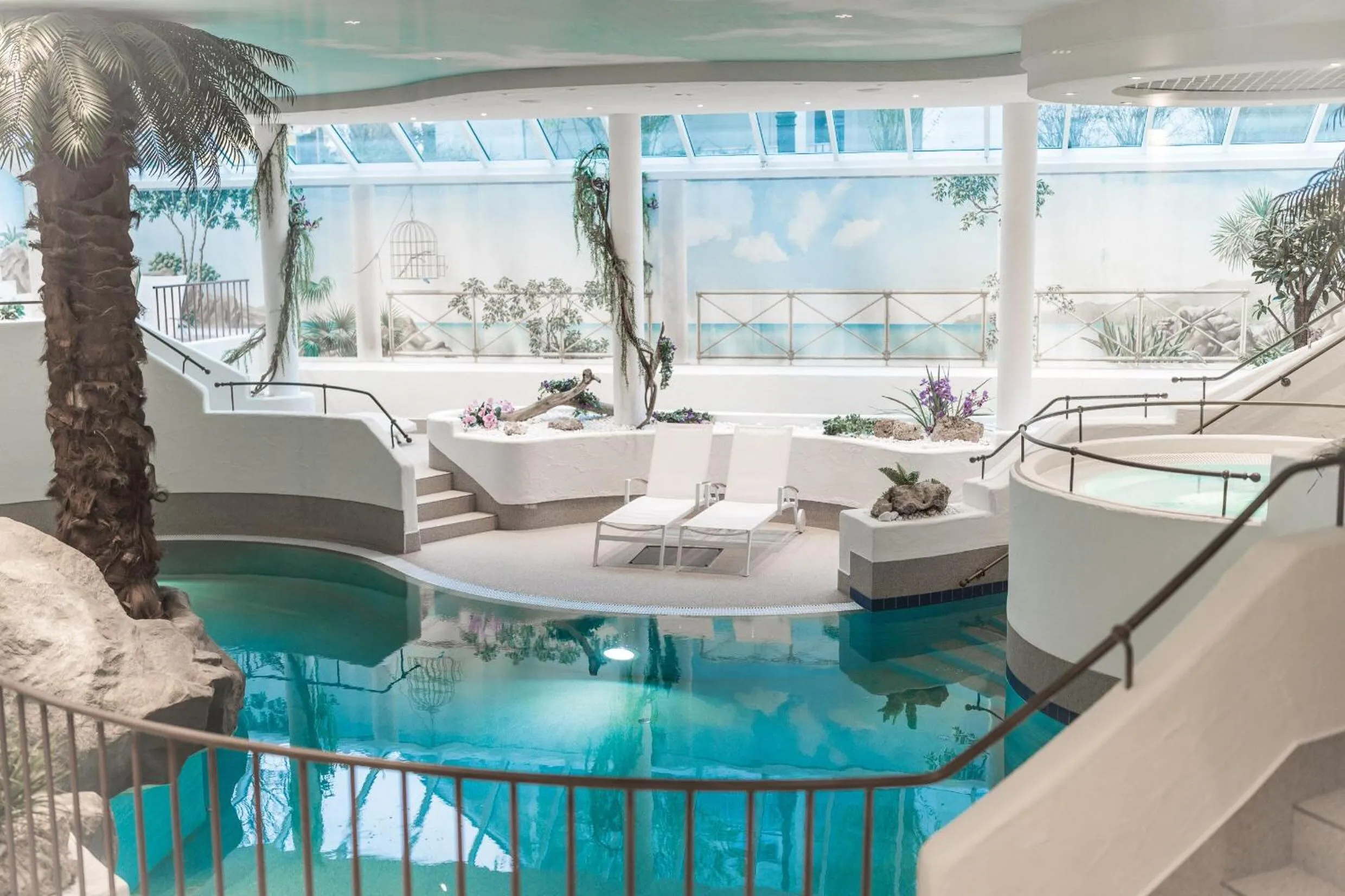 Pool view in Parkhotel Schmid