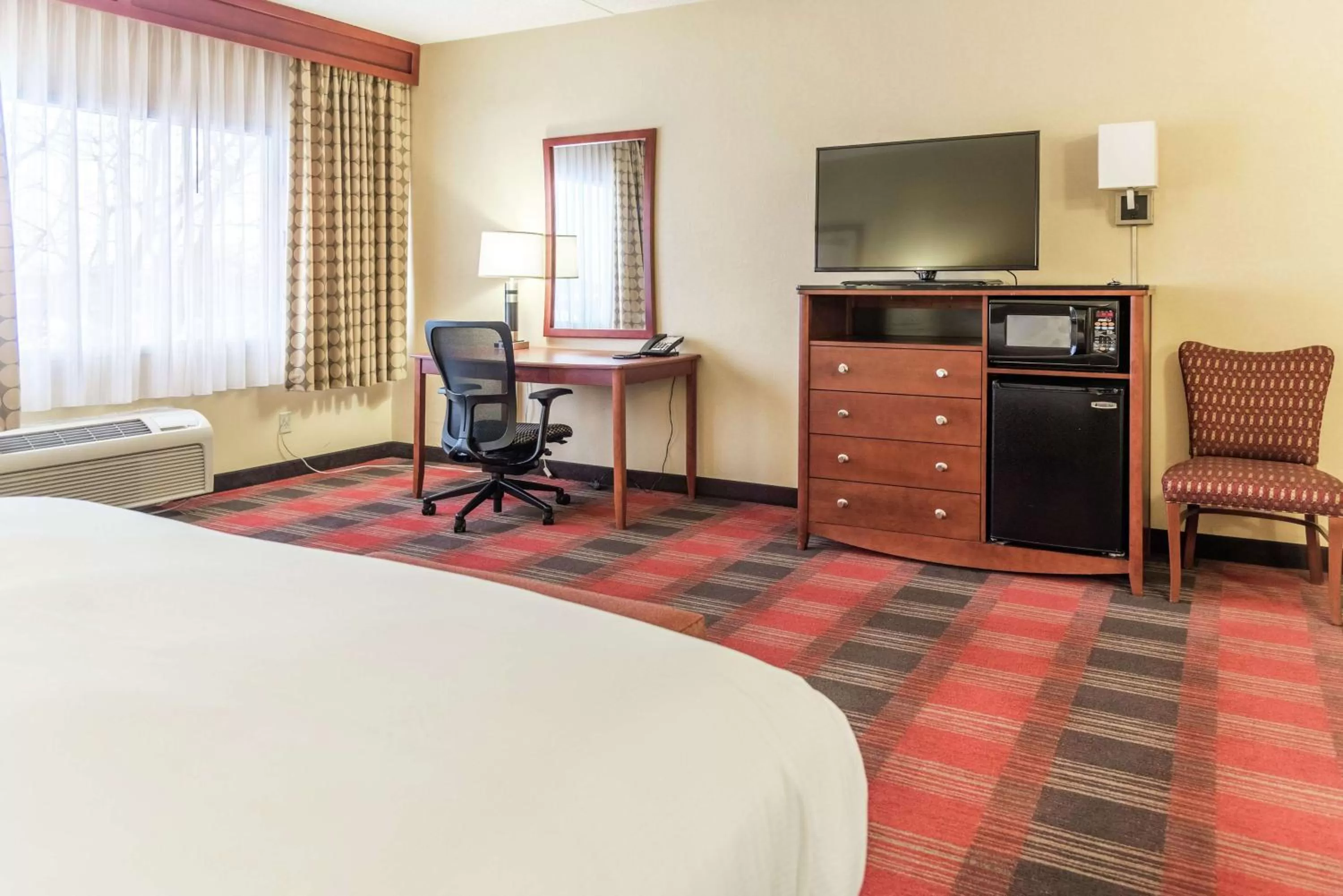 Bedroom, Bed in DoubleTree by Hilton Holland