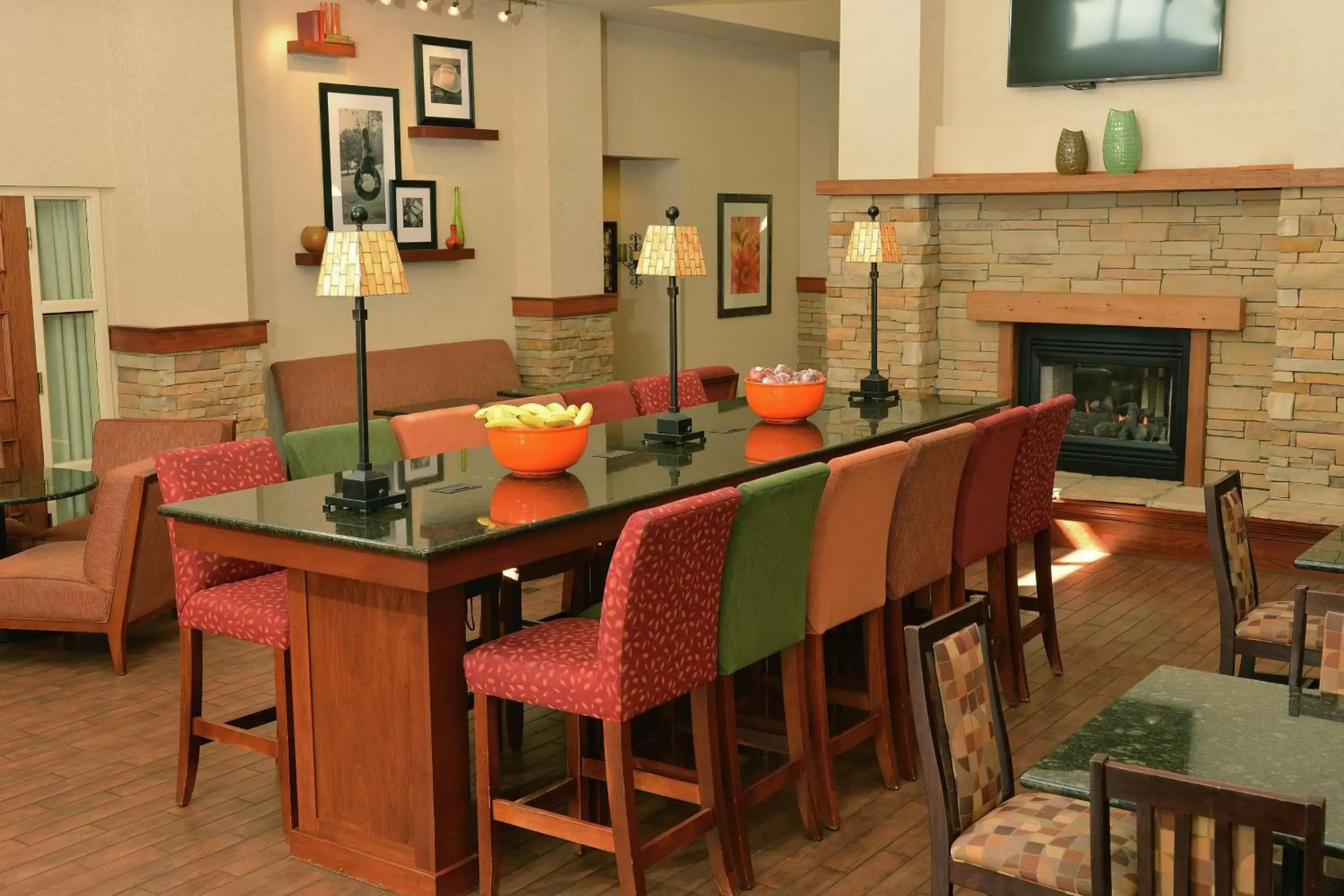 Restaurant/places to eat, Dining Area in Hampton Inn & Suites Springfield