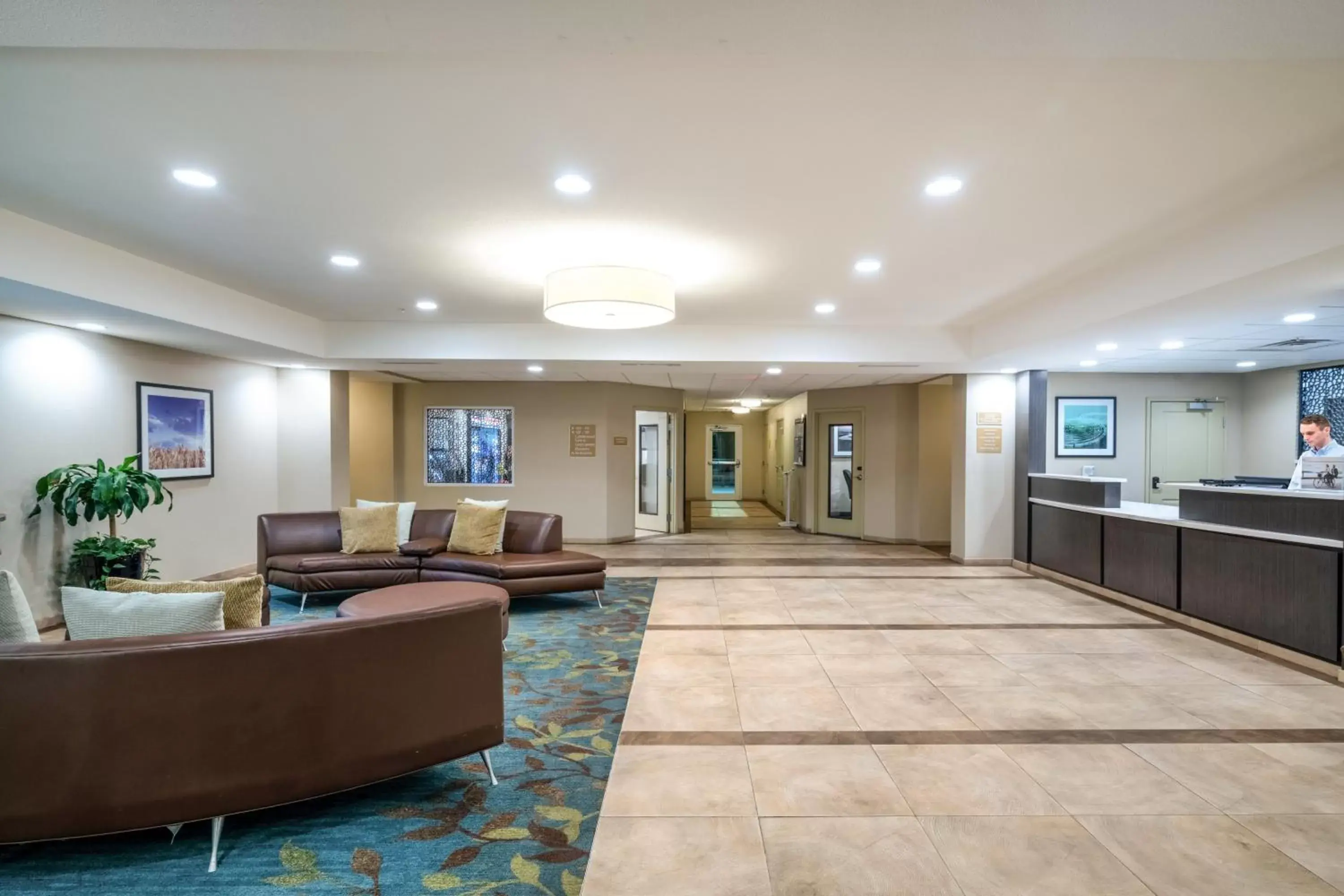 Property building, Lobby/Reception in Candlewood Suites Auburn, an IHG Hotel