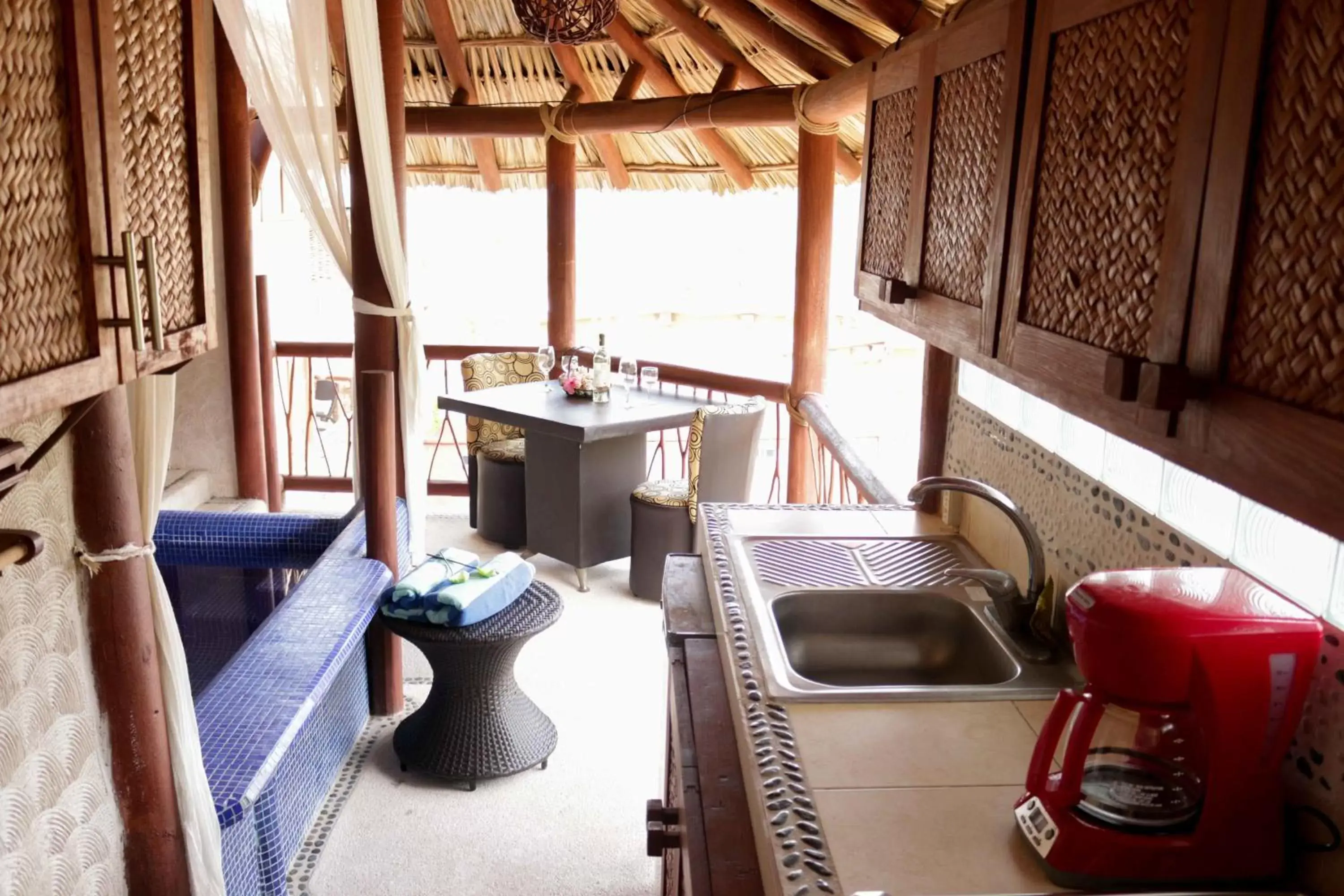 Coffee/tea facilities in Hotel Villas Las Azucenas