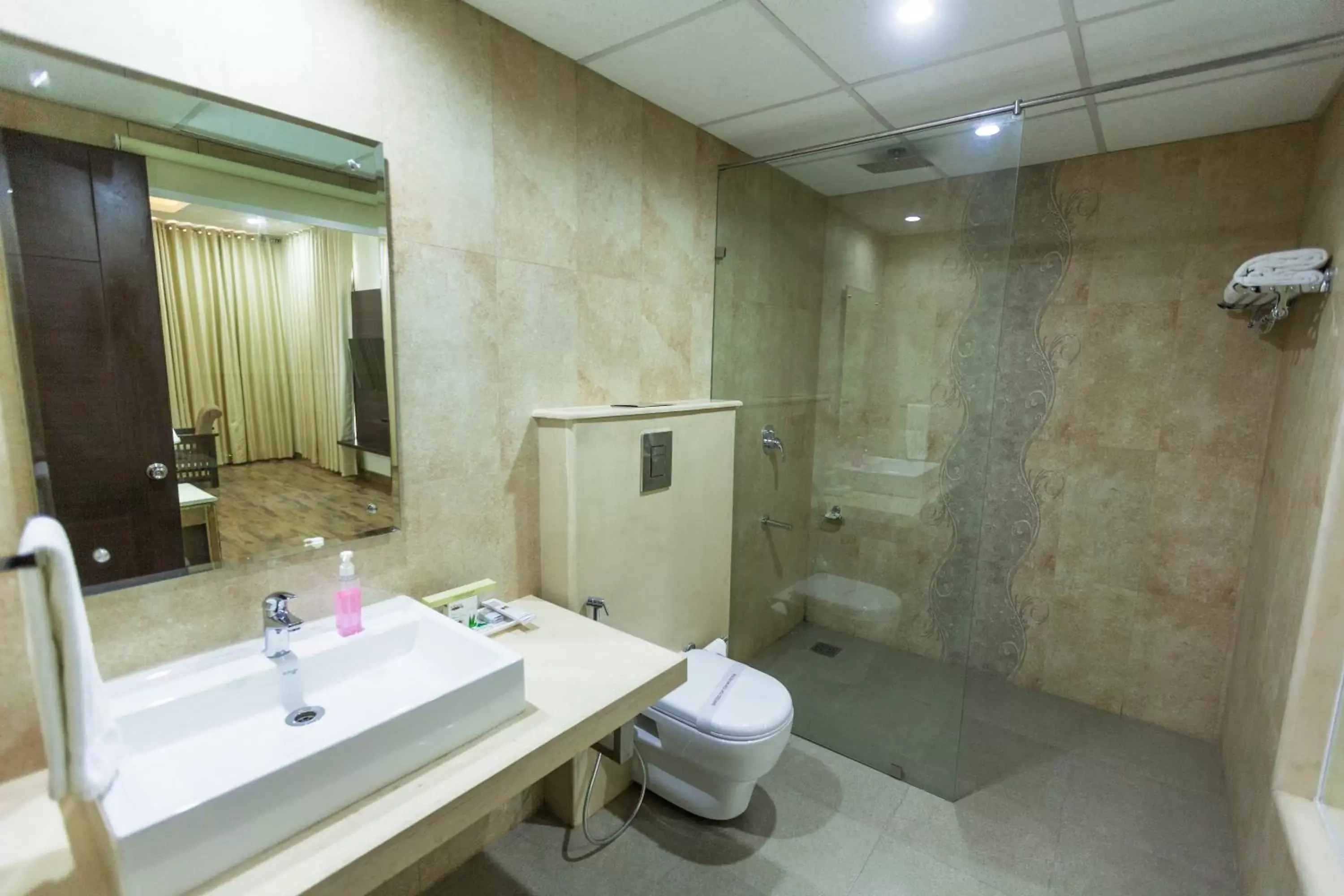 Shower, Bathroom in Snow Valley Resorts Shimla