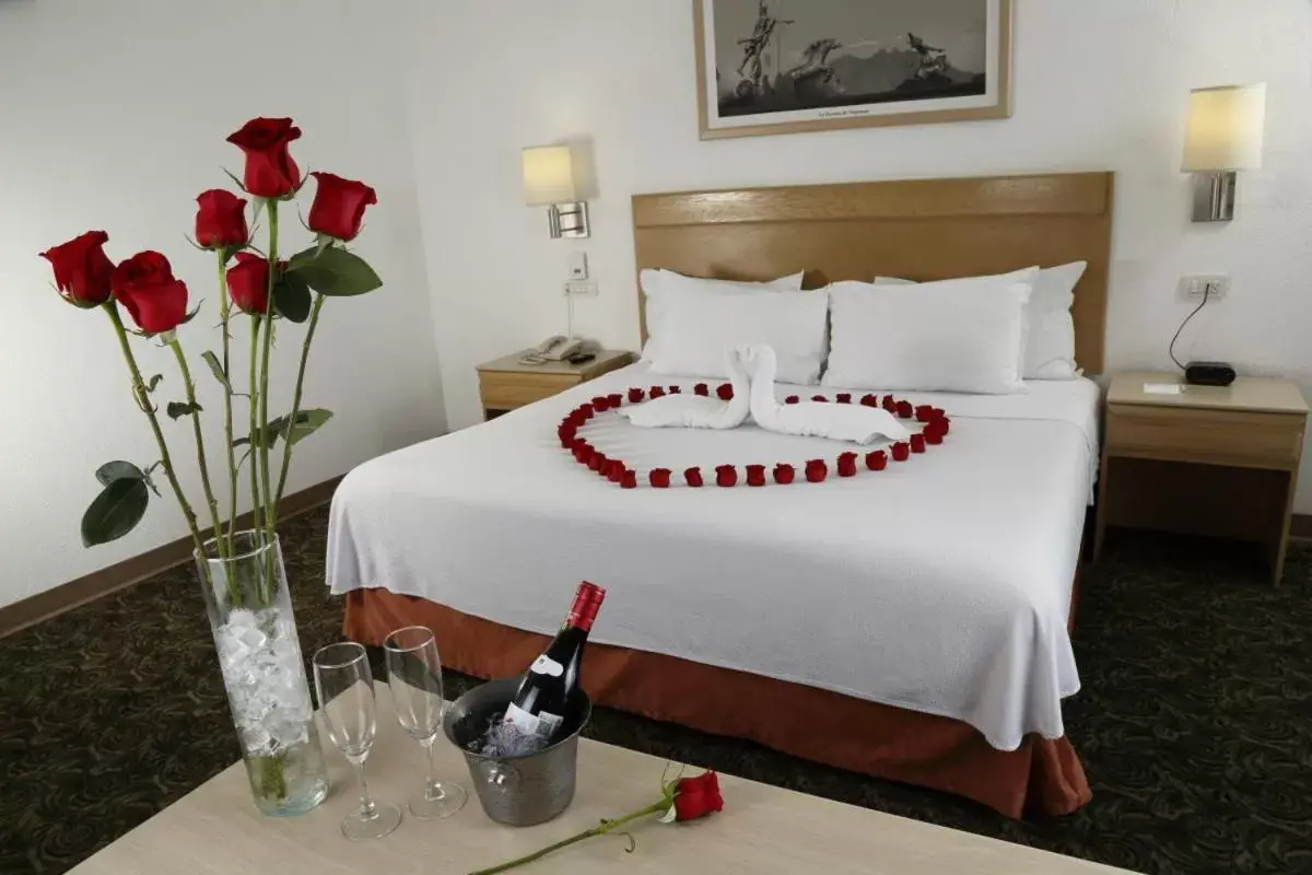 Bed in Hotel Monterrey Macroplaza