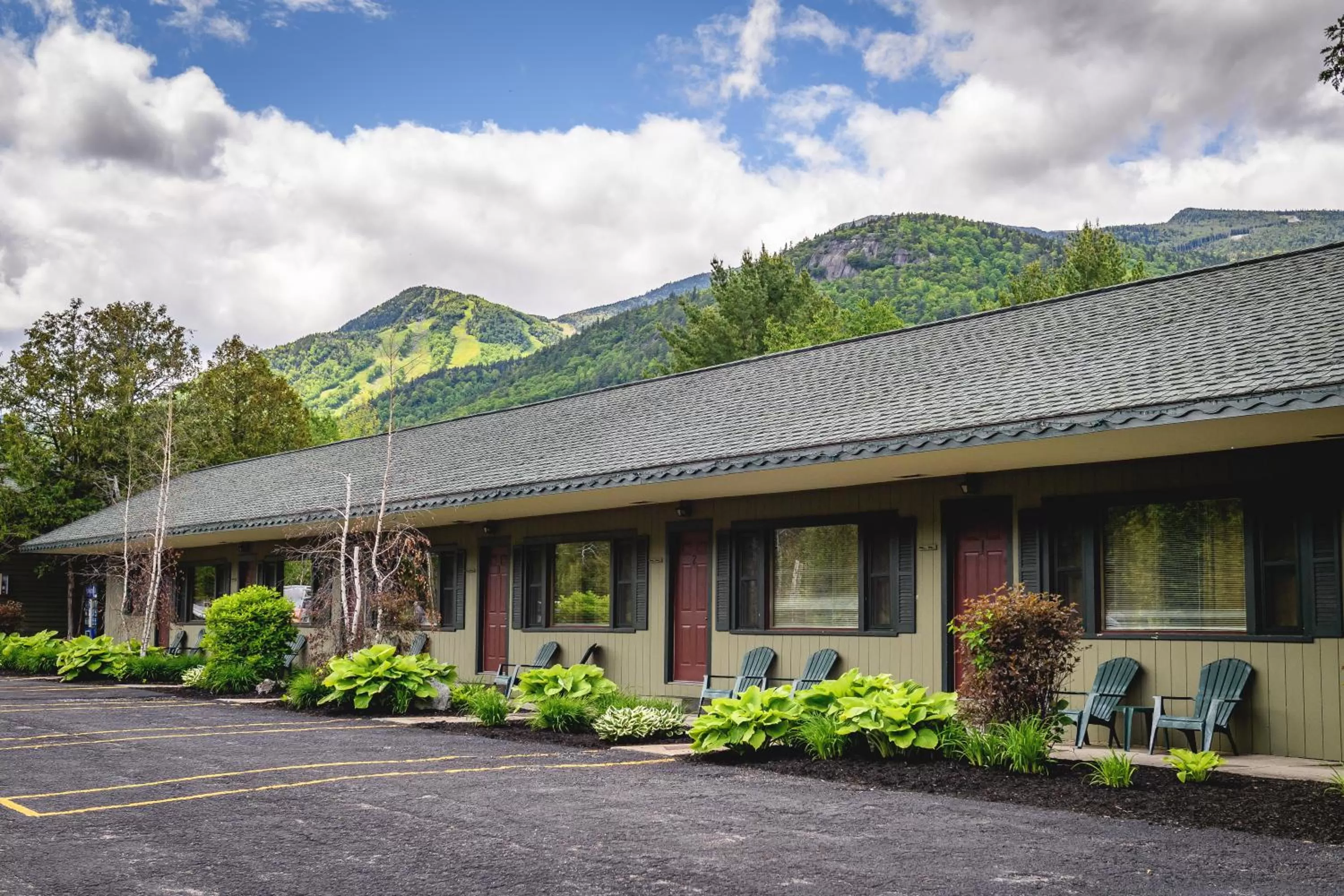 Property building in Hungry Trout Resort