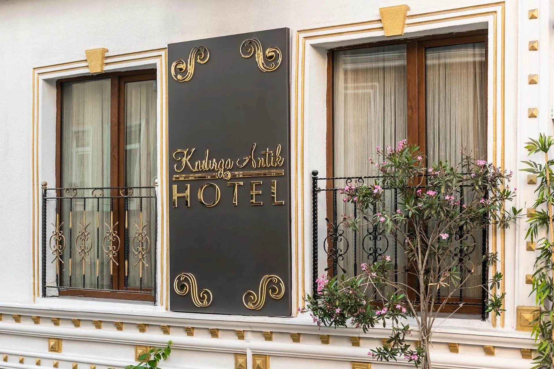 Facade/entrance in Kadirga Antik Hotel - Sultanahmet