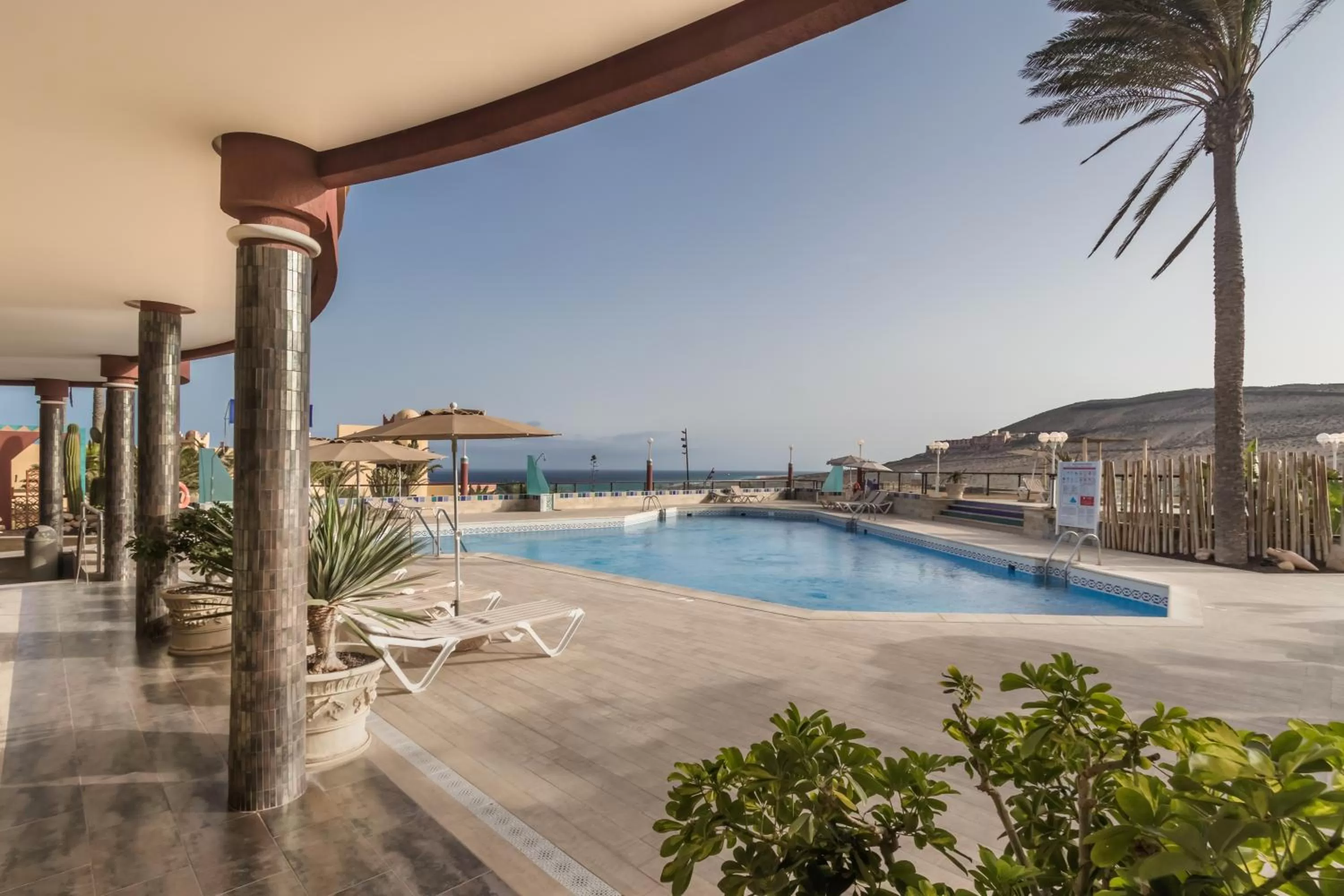 Swimming pool in Hotel Esmeralda Maris by LIVVO