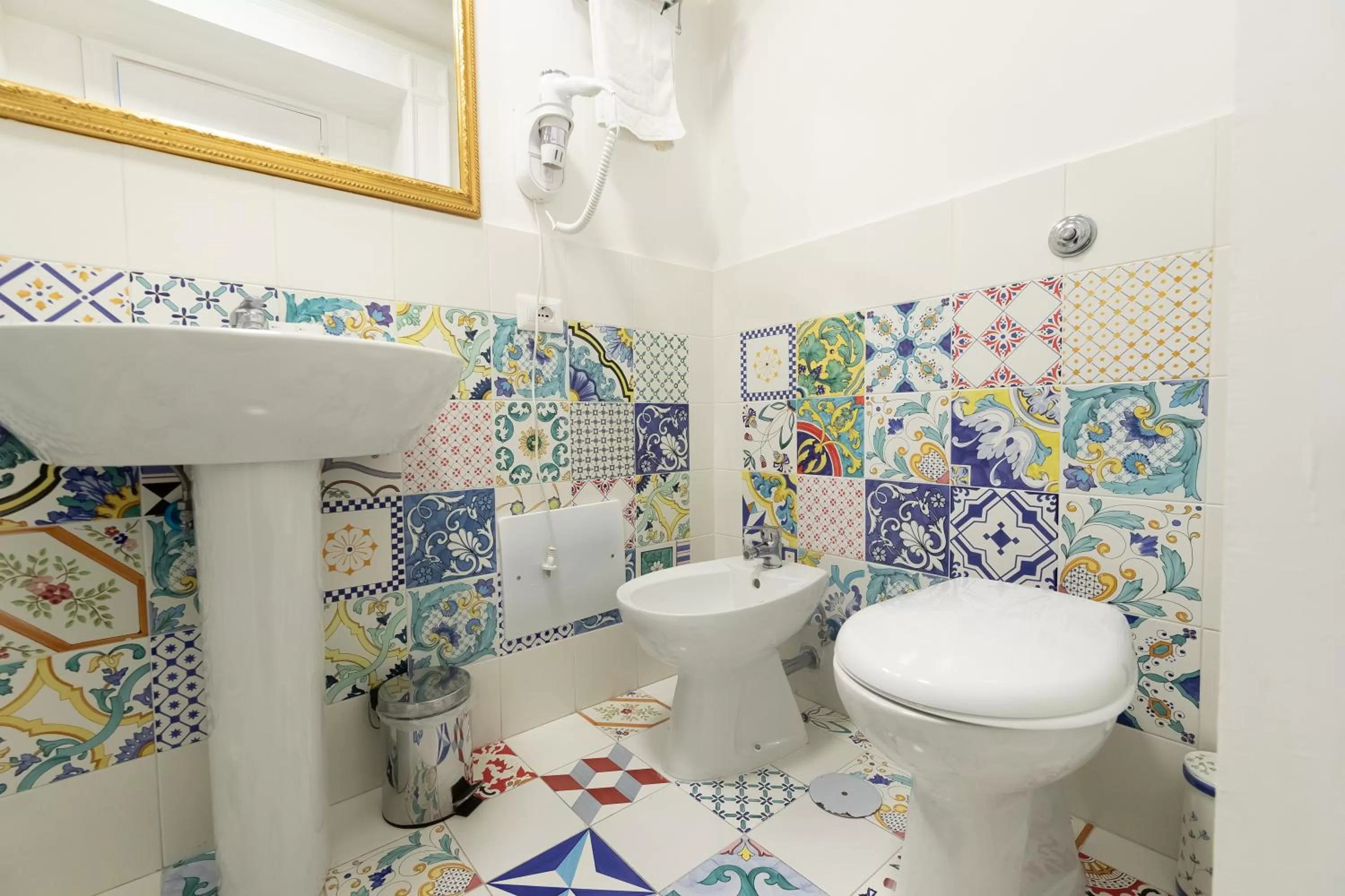 Bathroom in EFFE SUITES