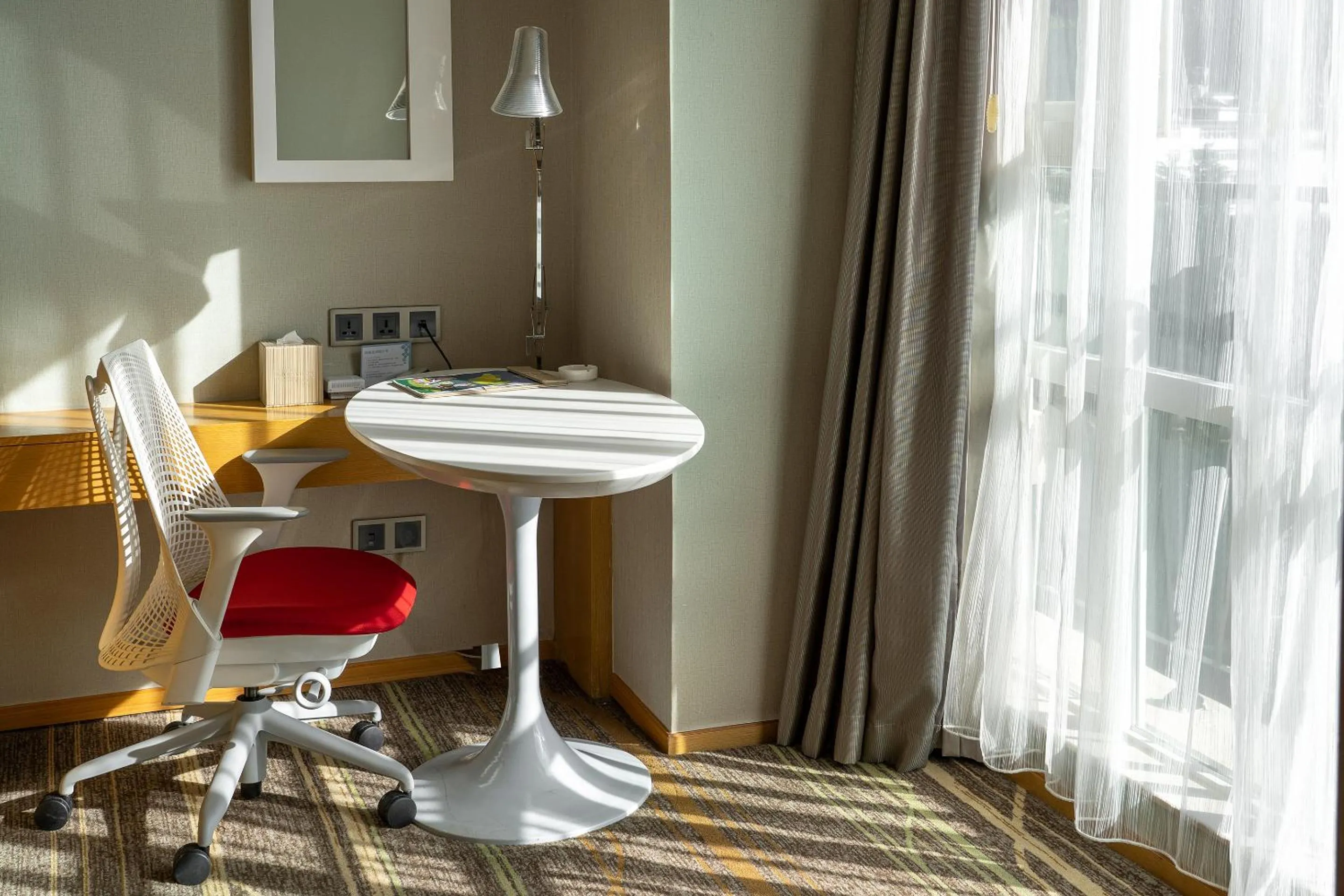 hair dresser in Hilton Garden Inn Lijiang