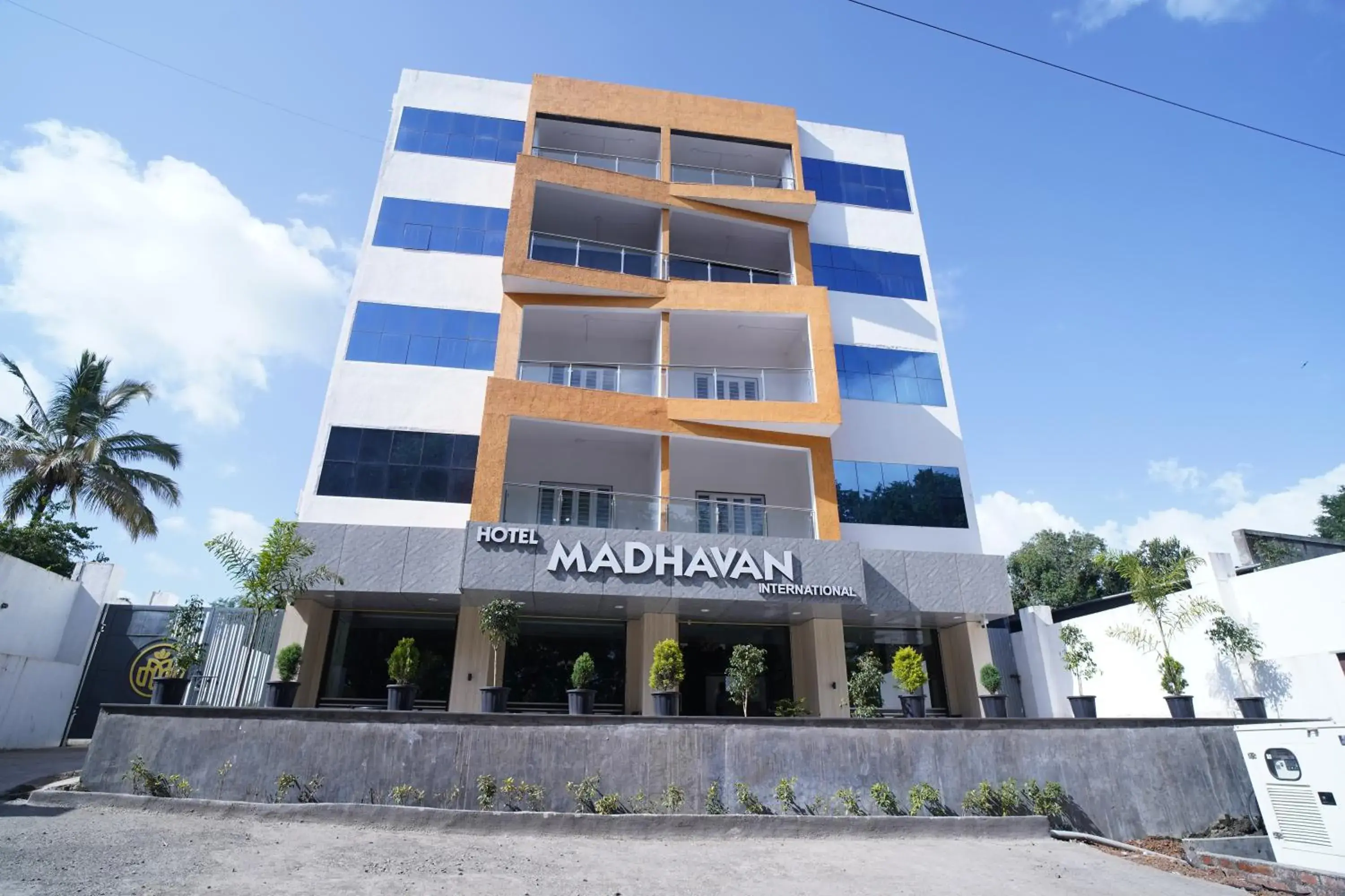 Property Building in Hotel Madhavan International