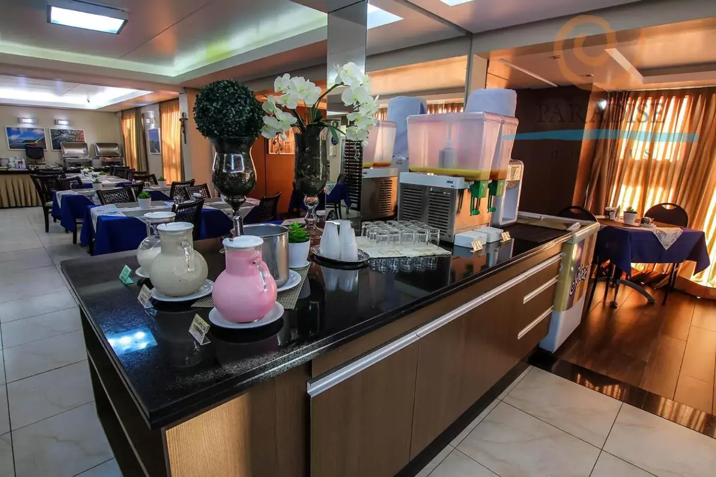 Restaurant/places to eat in Paradise Flat Restaurant/places to eat in Paradise Flat