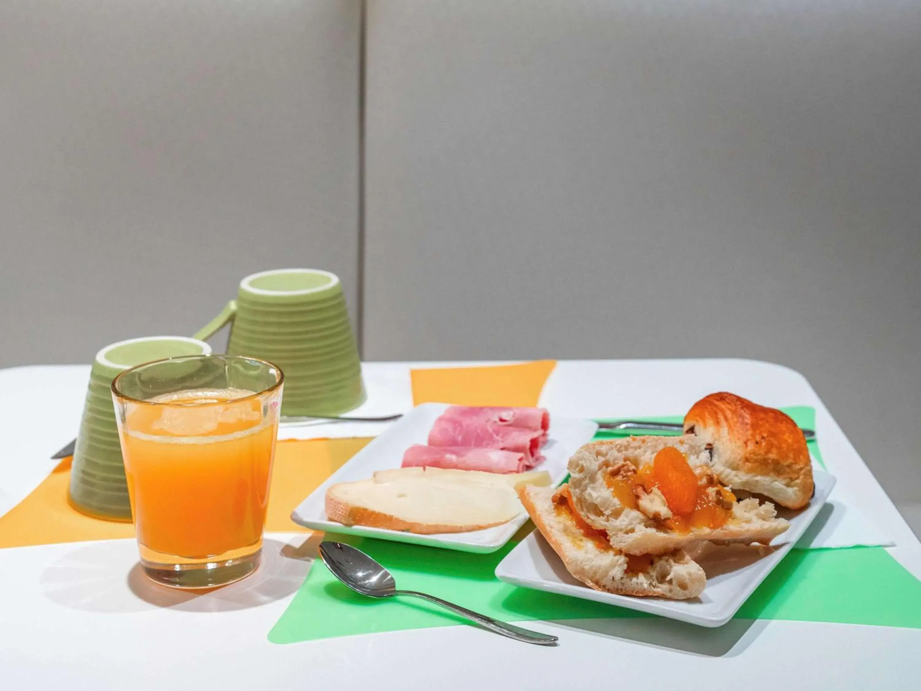 Restaurant/places to eat, Breakfast in ibis Styles Paris Boulogne Marcel Sembat
