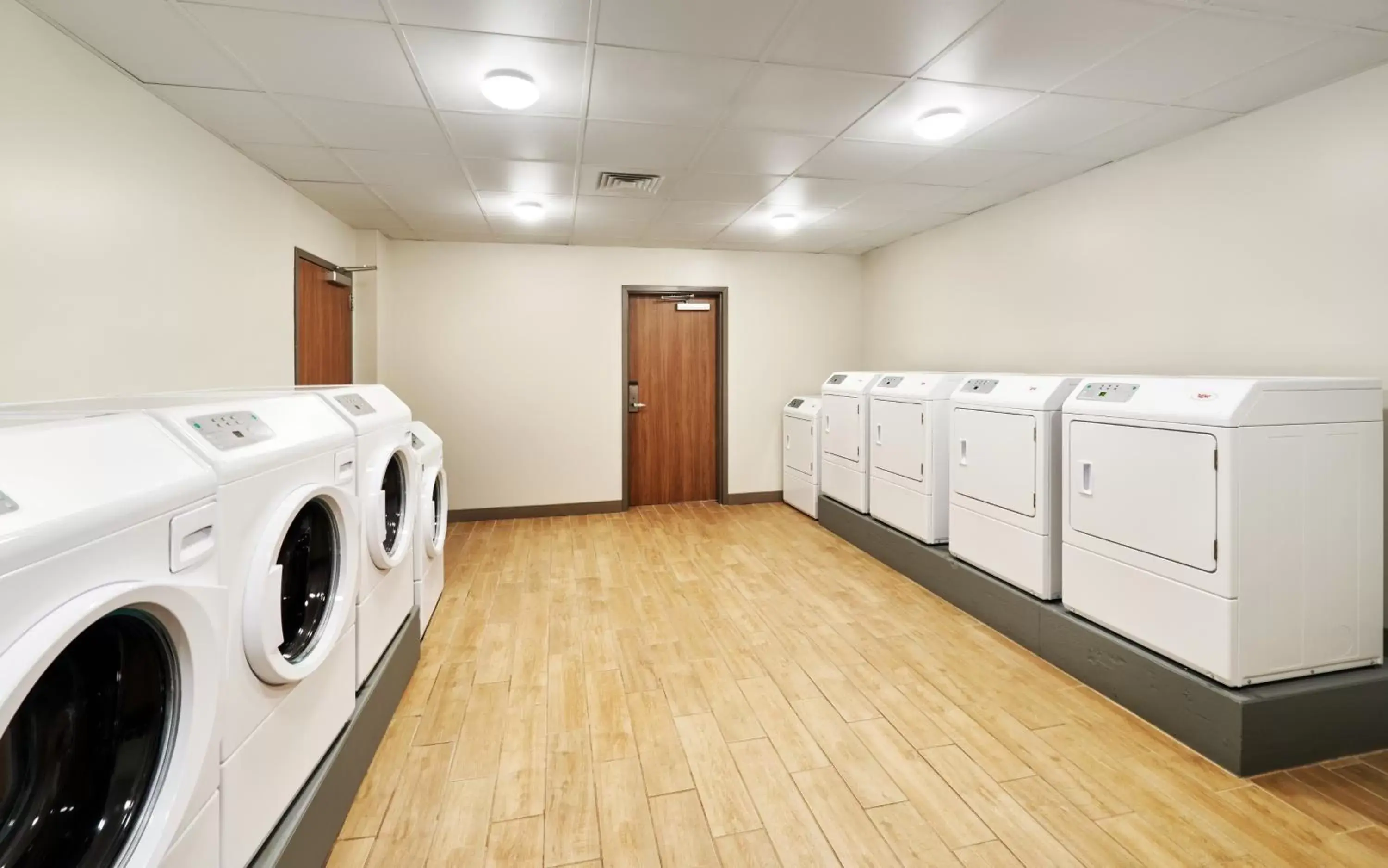 laundry in Candlewood Suites - Asheville Downtown, an IHG Hotel