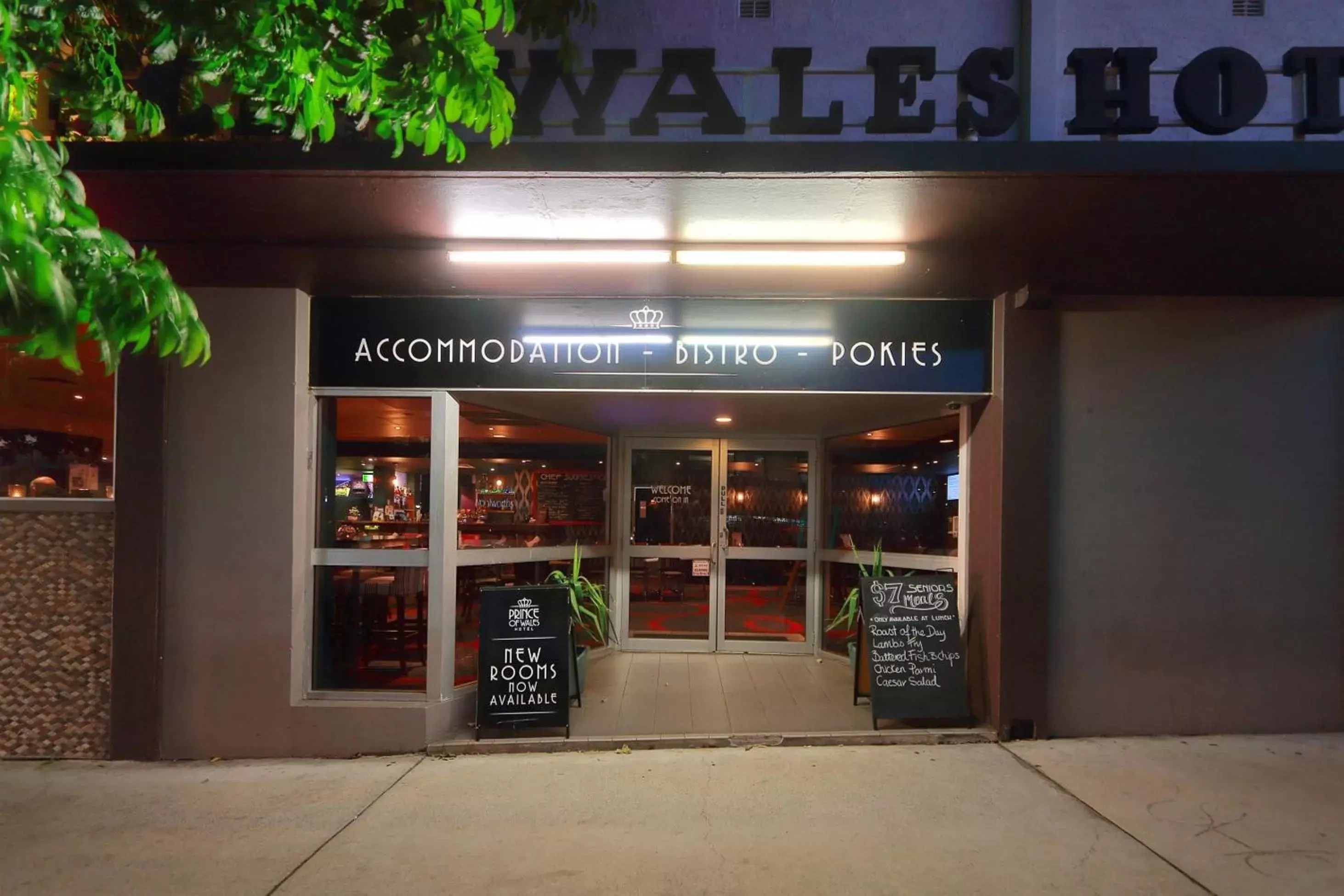 Facade/Entrance in Prince of Wales Hotel