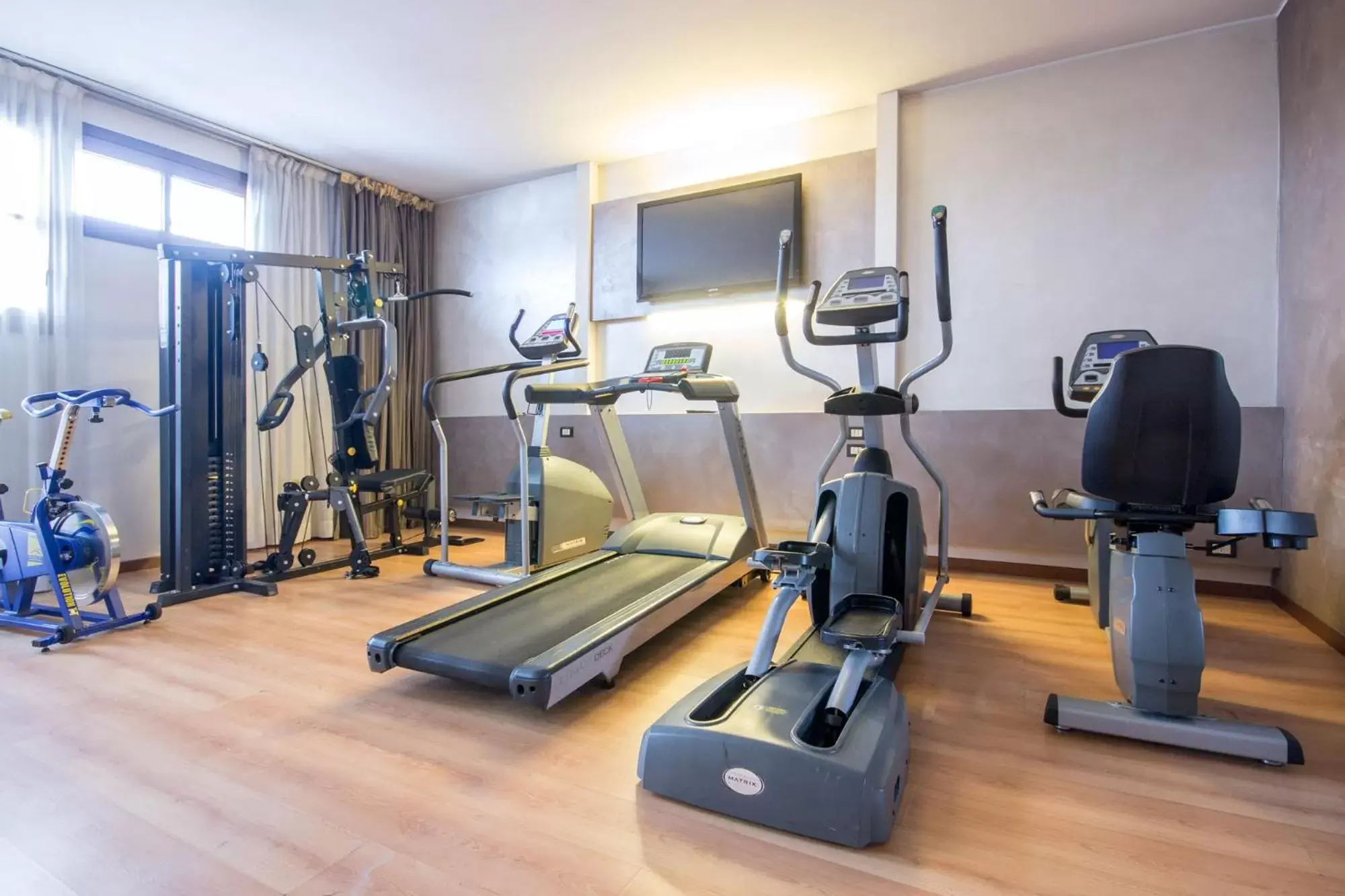 Fitness centre/facilities, Fitness Center/Facilities in Best Western Modena District