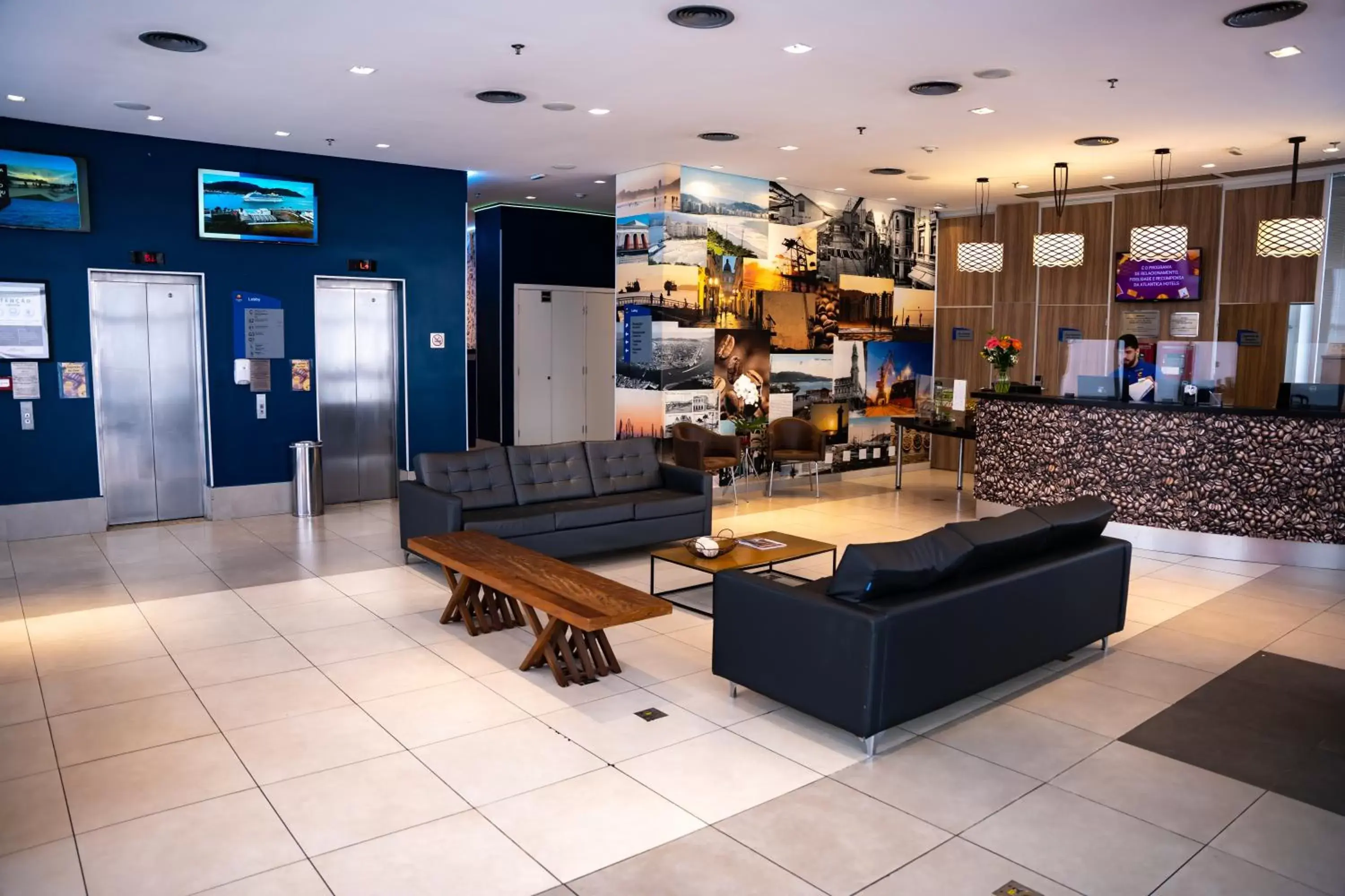 Lobby or reception in Comfort Hotel Santos Lobby or reception in Comfort Hotel Santos