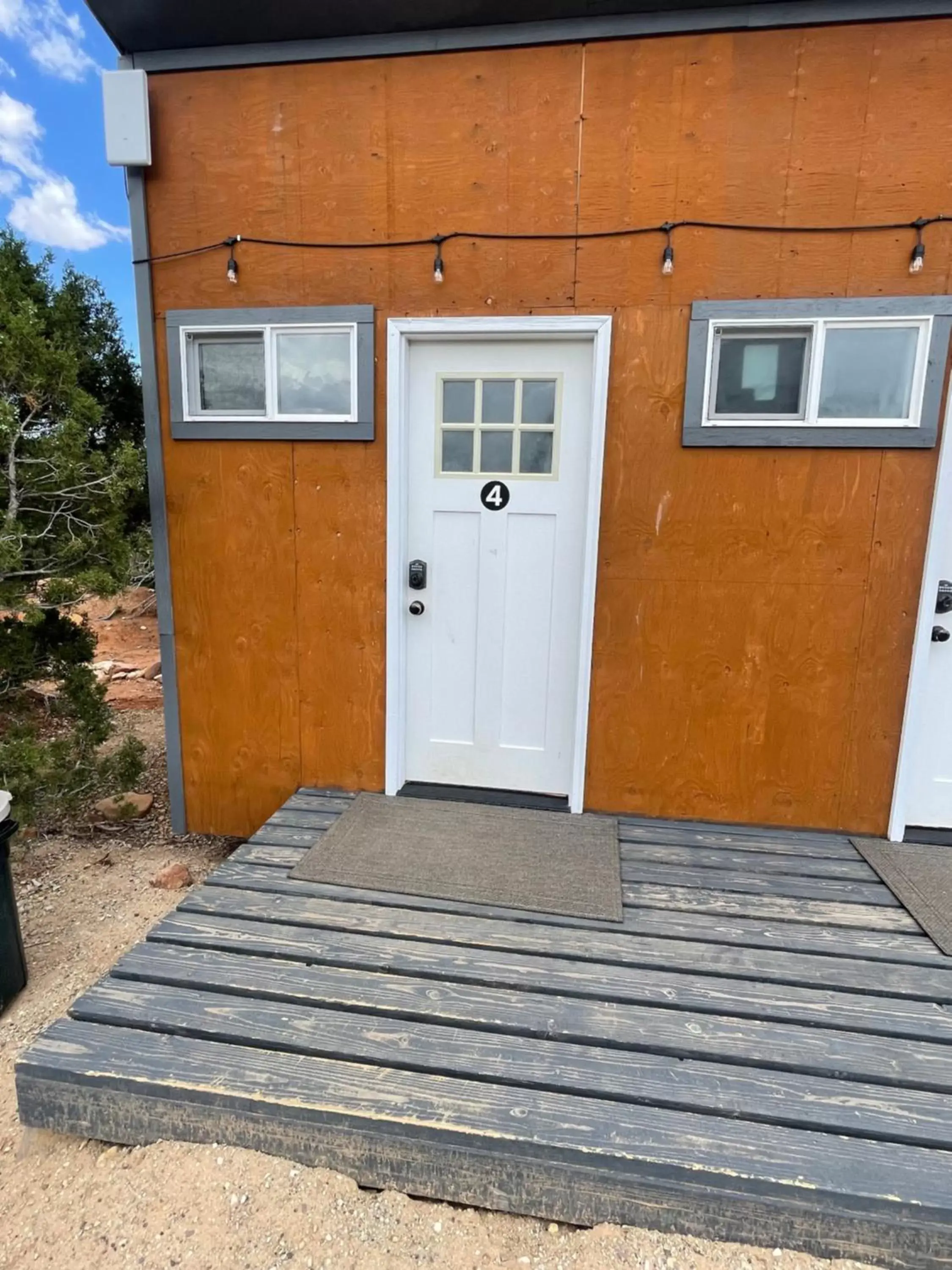 Bathroom, Facade/Entrance in Blue Mountain Domes - The WOW Experience