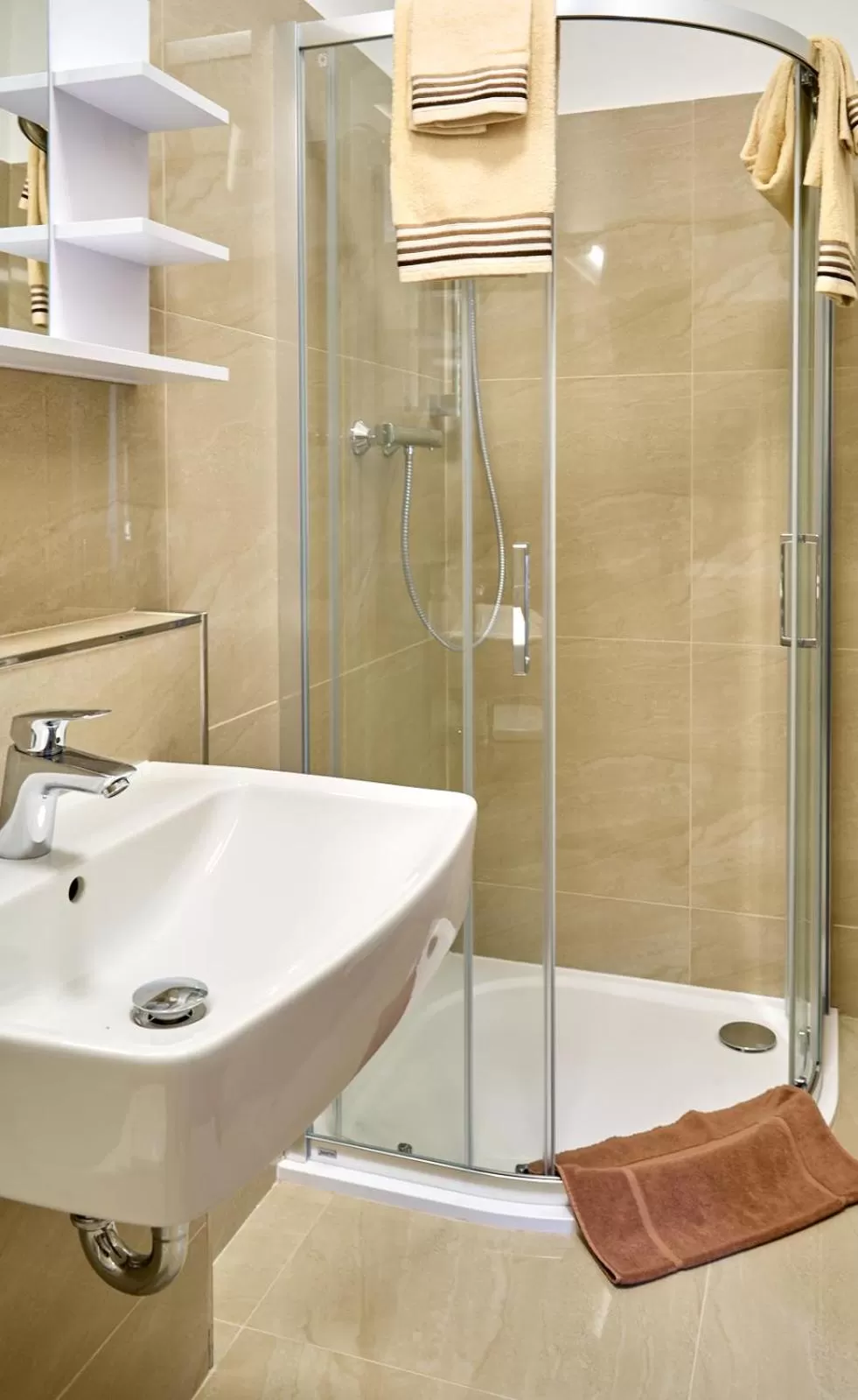 Bathroom in Vila Lovců králových