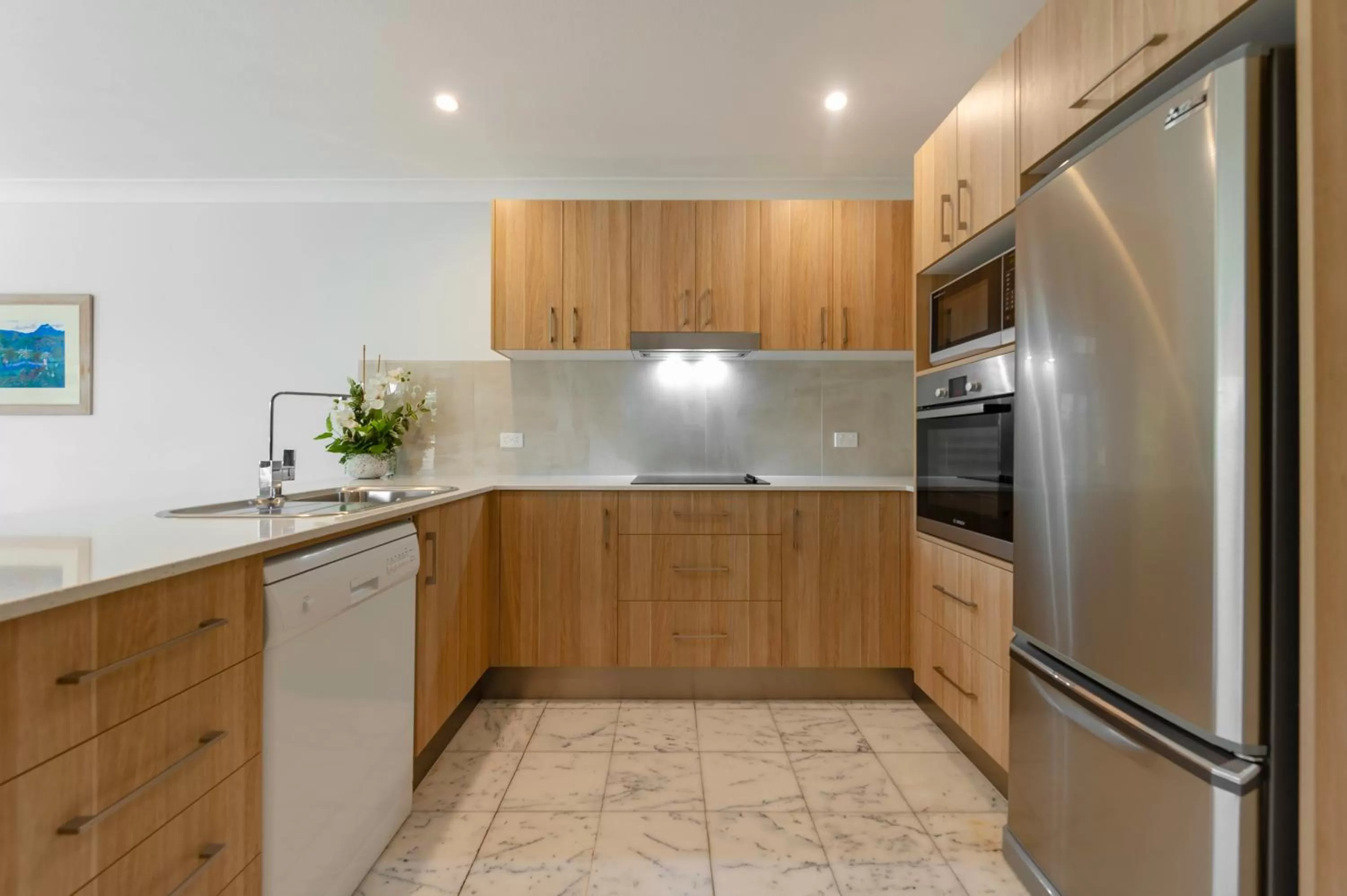 Kitchen or kitchenette in Garrick House