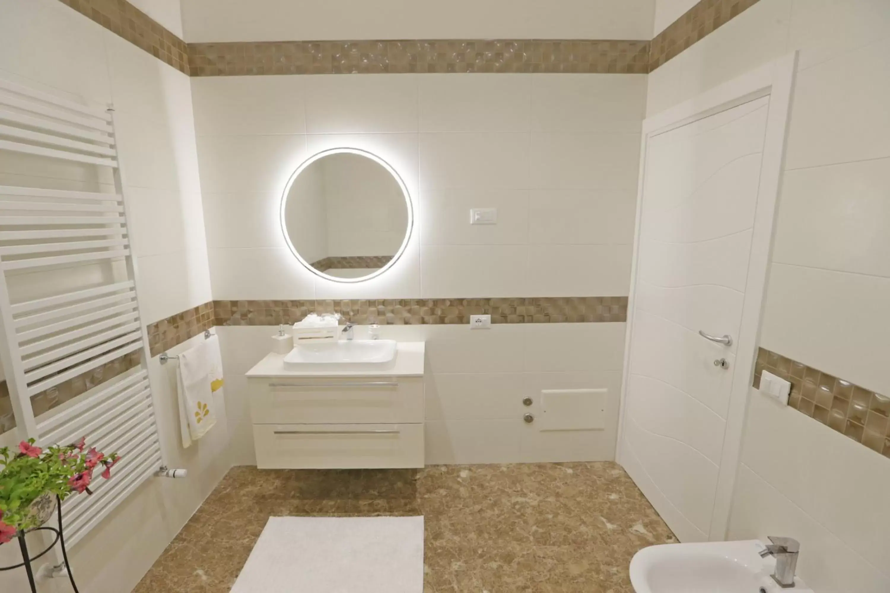 Bathroom in L'ARTE DI VENERE SUITE