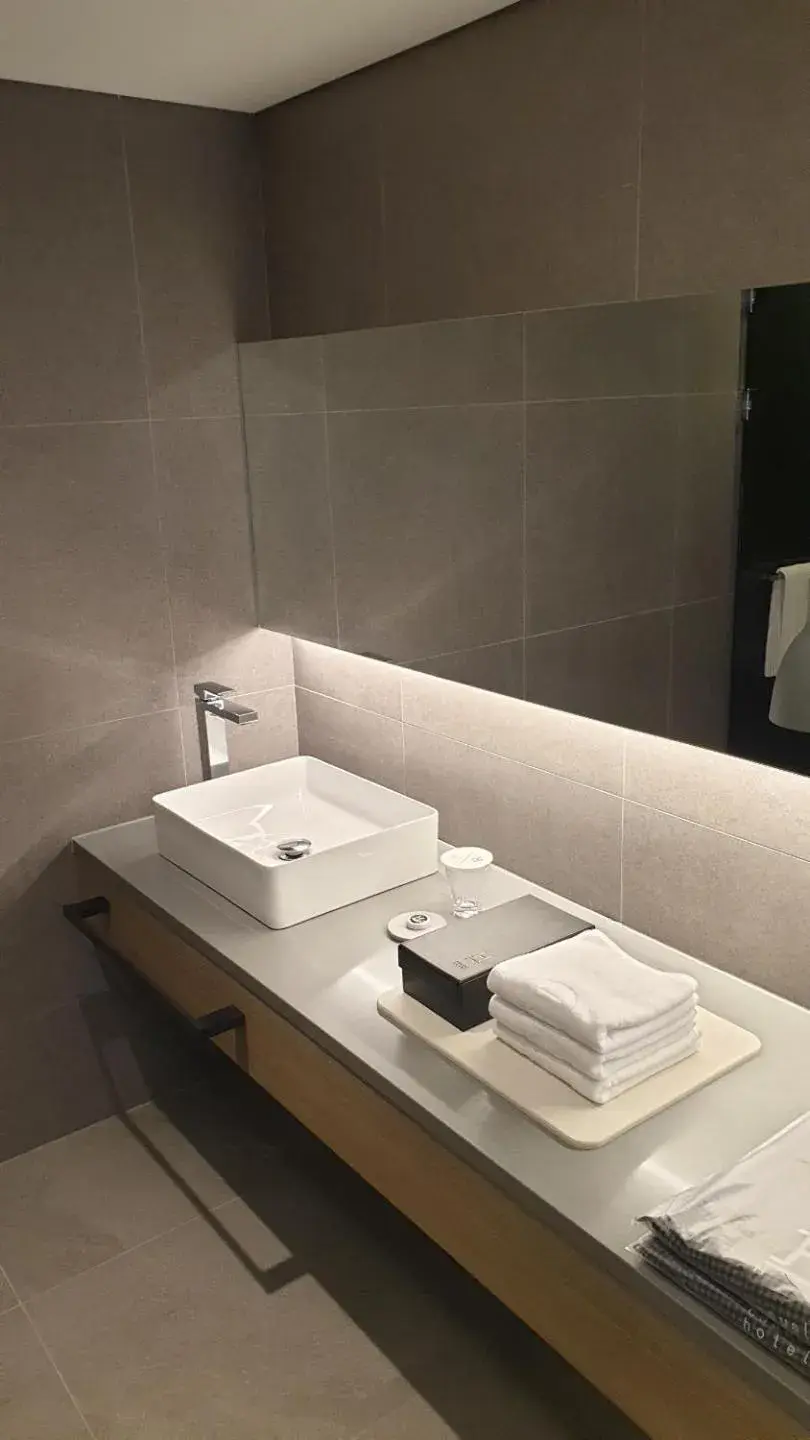 Bathroom in H hotel Gasan