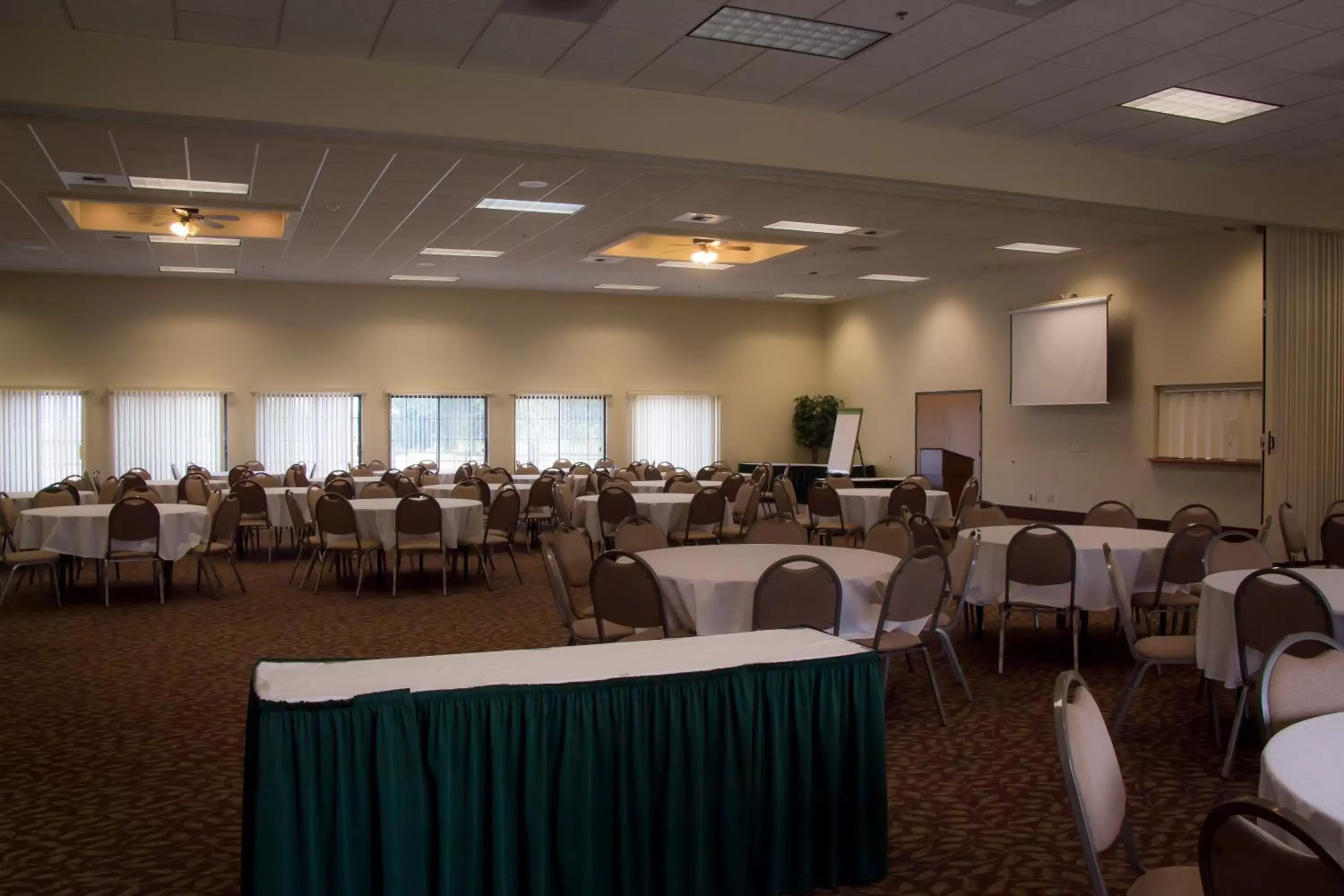 Banquet/Function facilities in Bitterroot River Inn and Conference Center