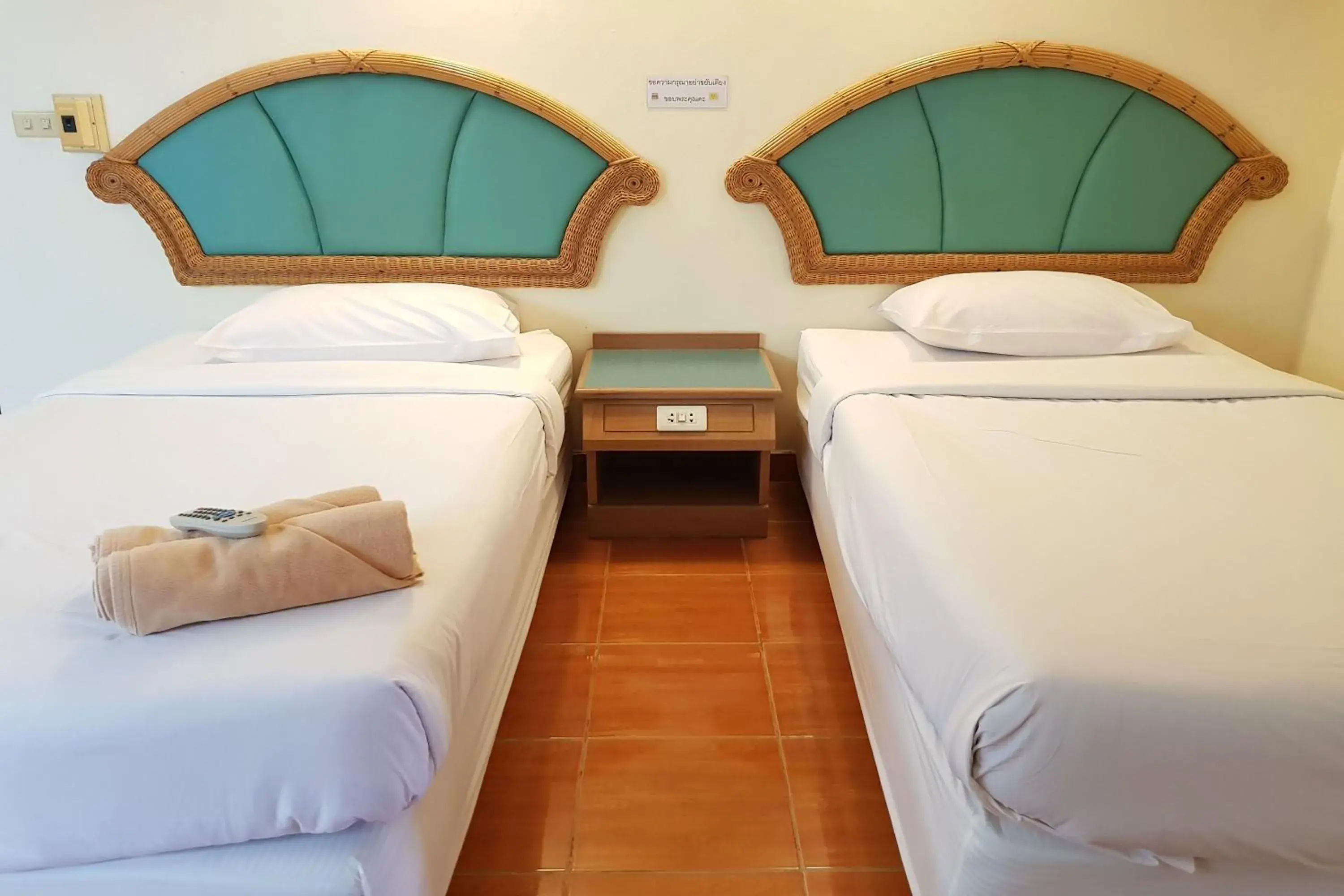 Bedroom, Bed in TaLeKaew Resort SHA