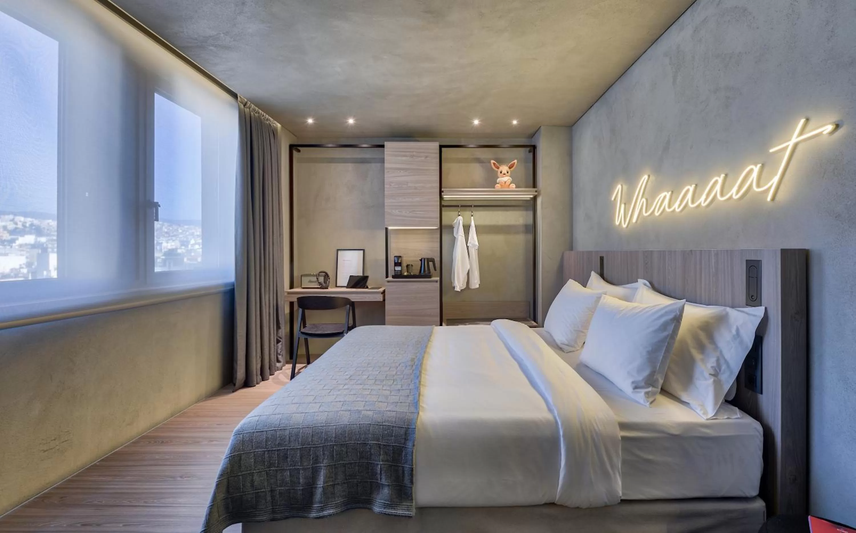 Photo of the whole room, Bed in ONOMA Hotel