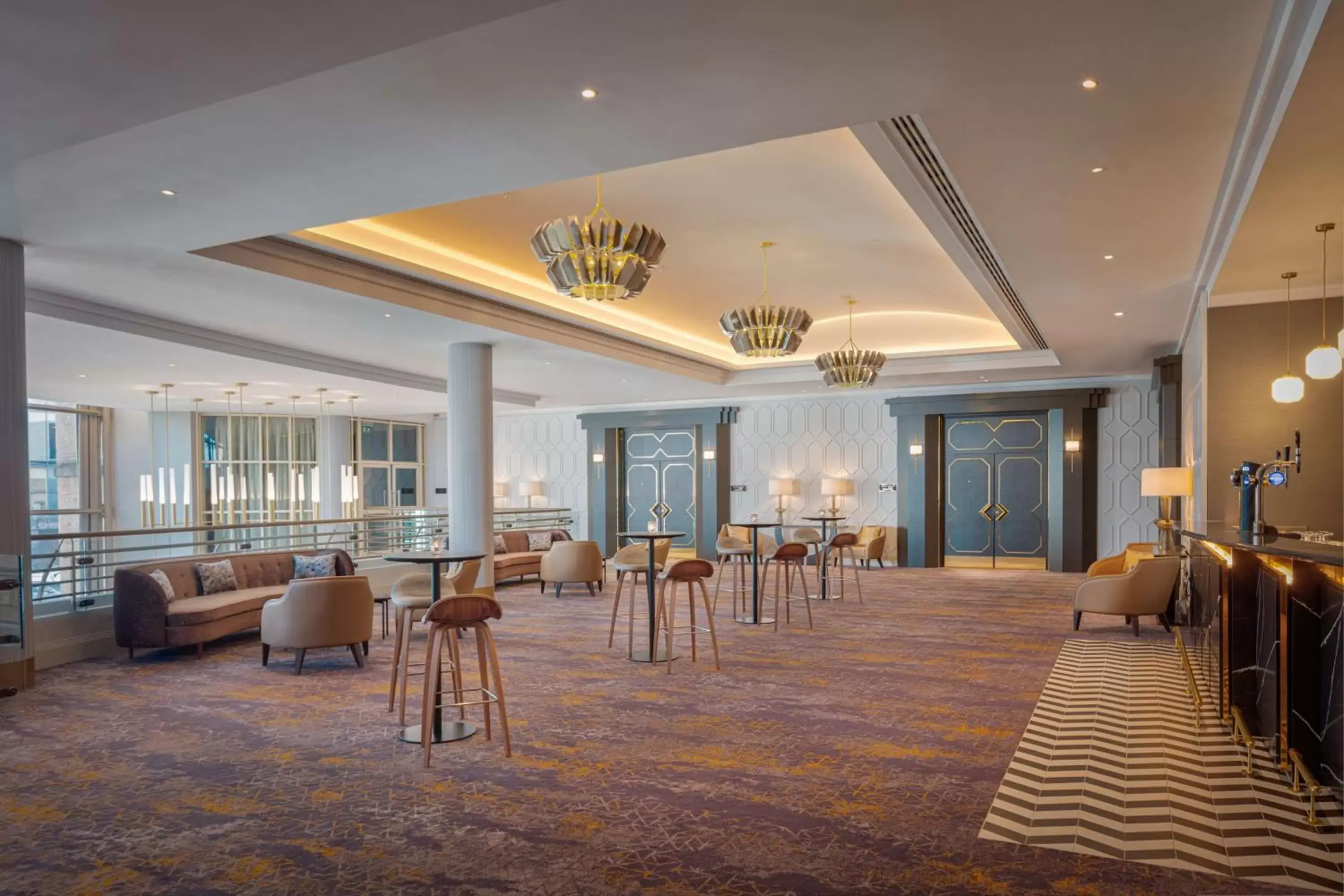 Meeting/conference room, Restaurant/Places to Eat in Hilton Belfast