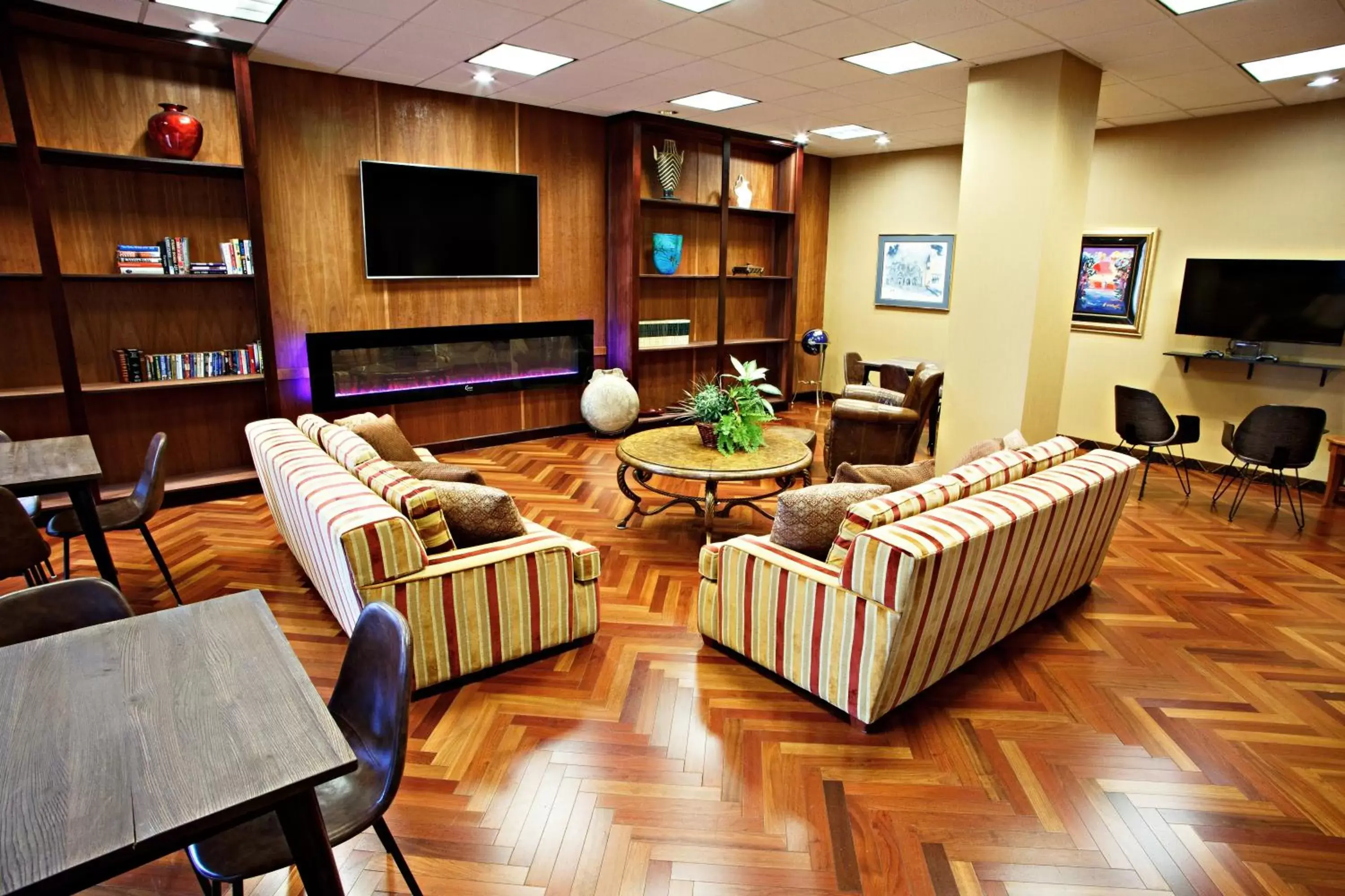 Property building, Seating Area in Holiday Inn Express Harrisburg West, an IHG Hotel