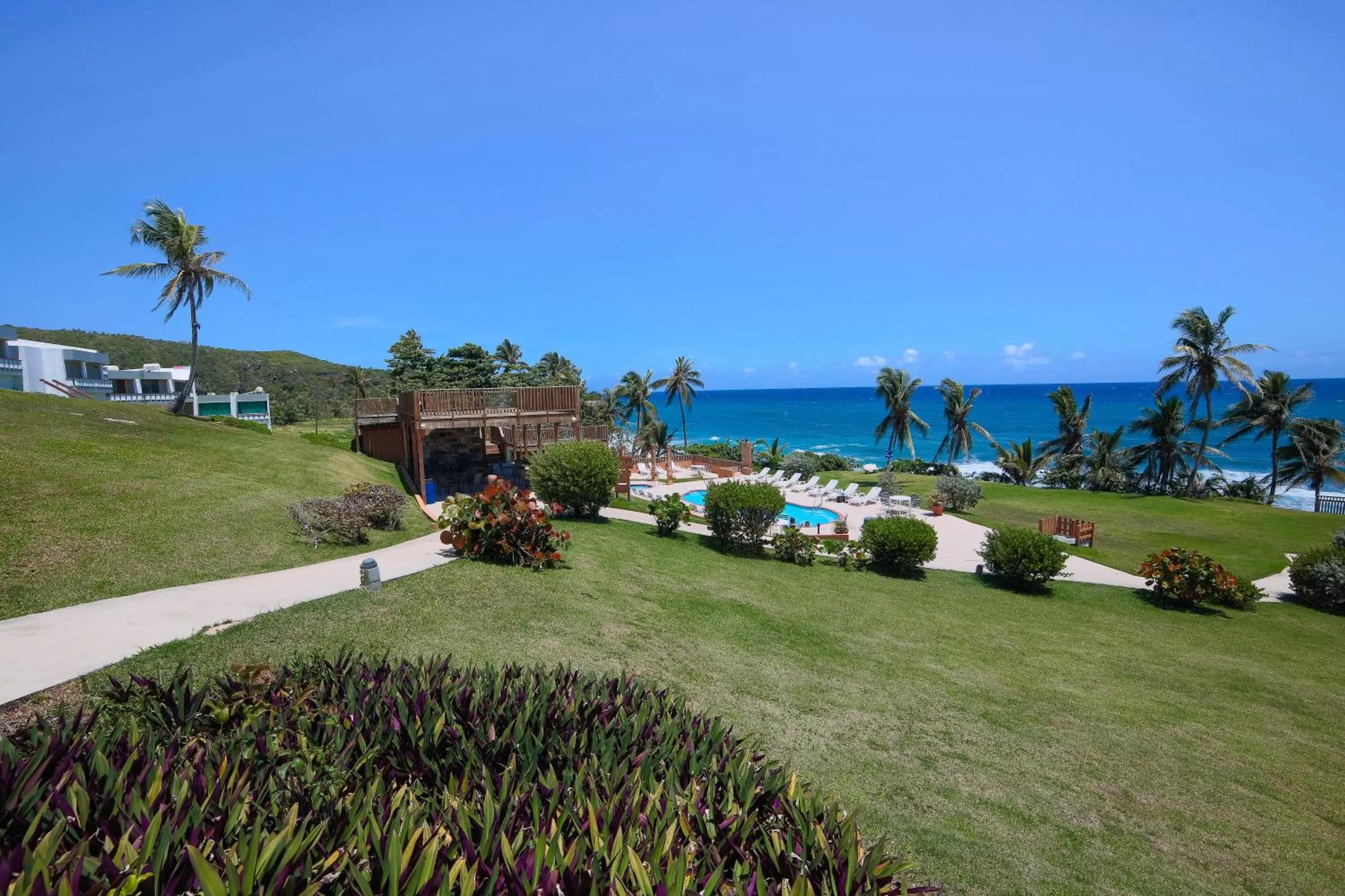 Swimming pool in Hotel El Guajataca