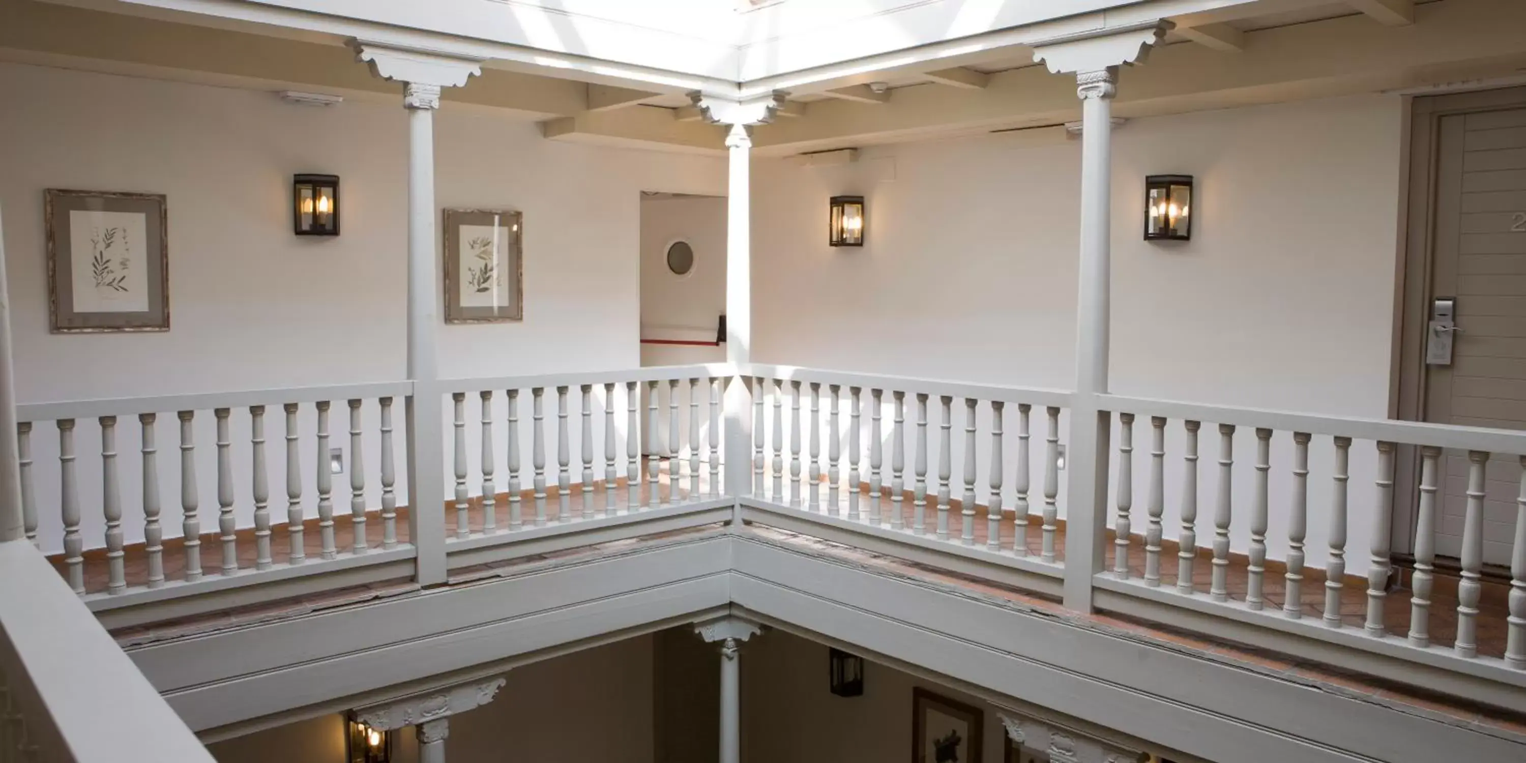 Facade/entrance, Balcony/Terrace in Palacio De Los Navas