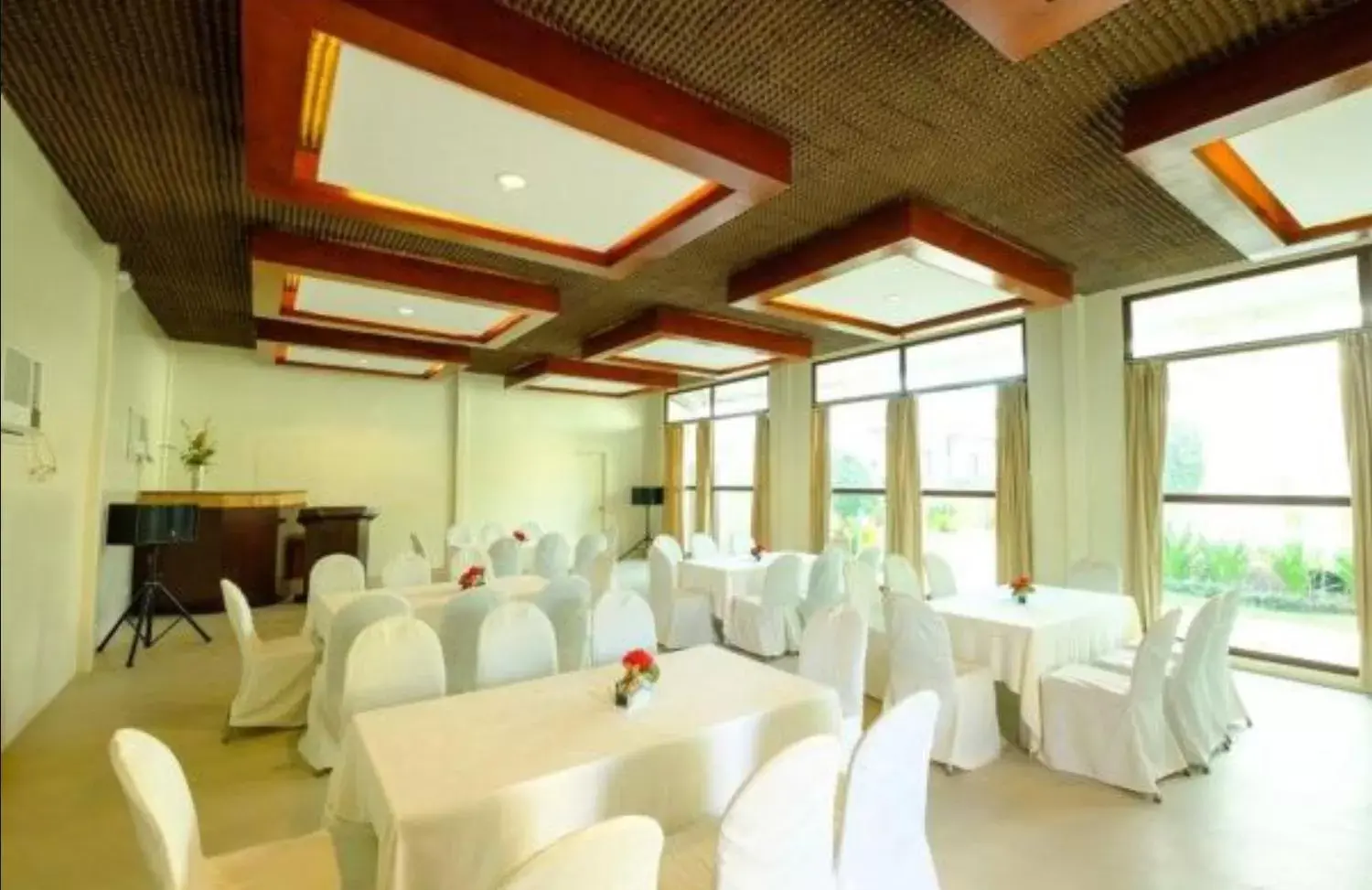 Banquet Facilities in Anika Island Resort