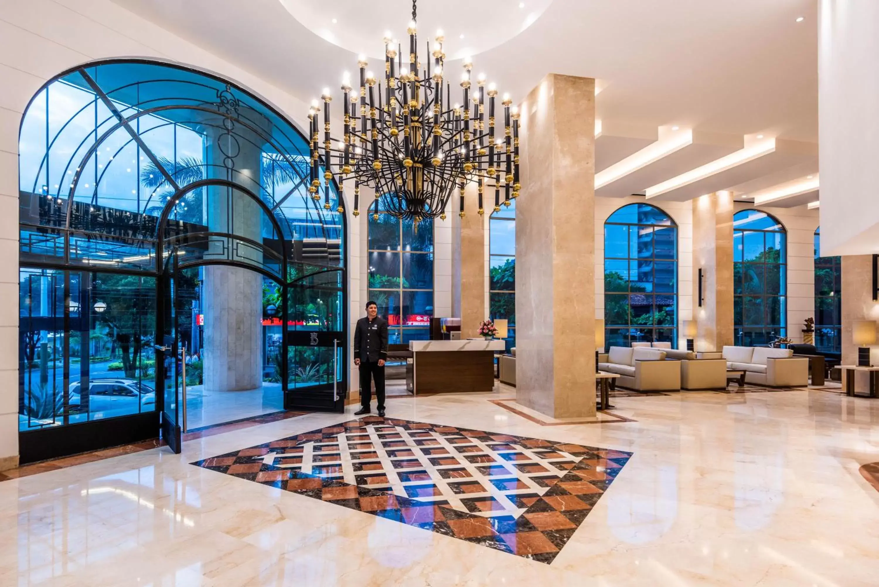 Lobby or reception in Hotel Dann Carlton Bucaramanga