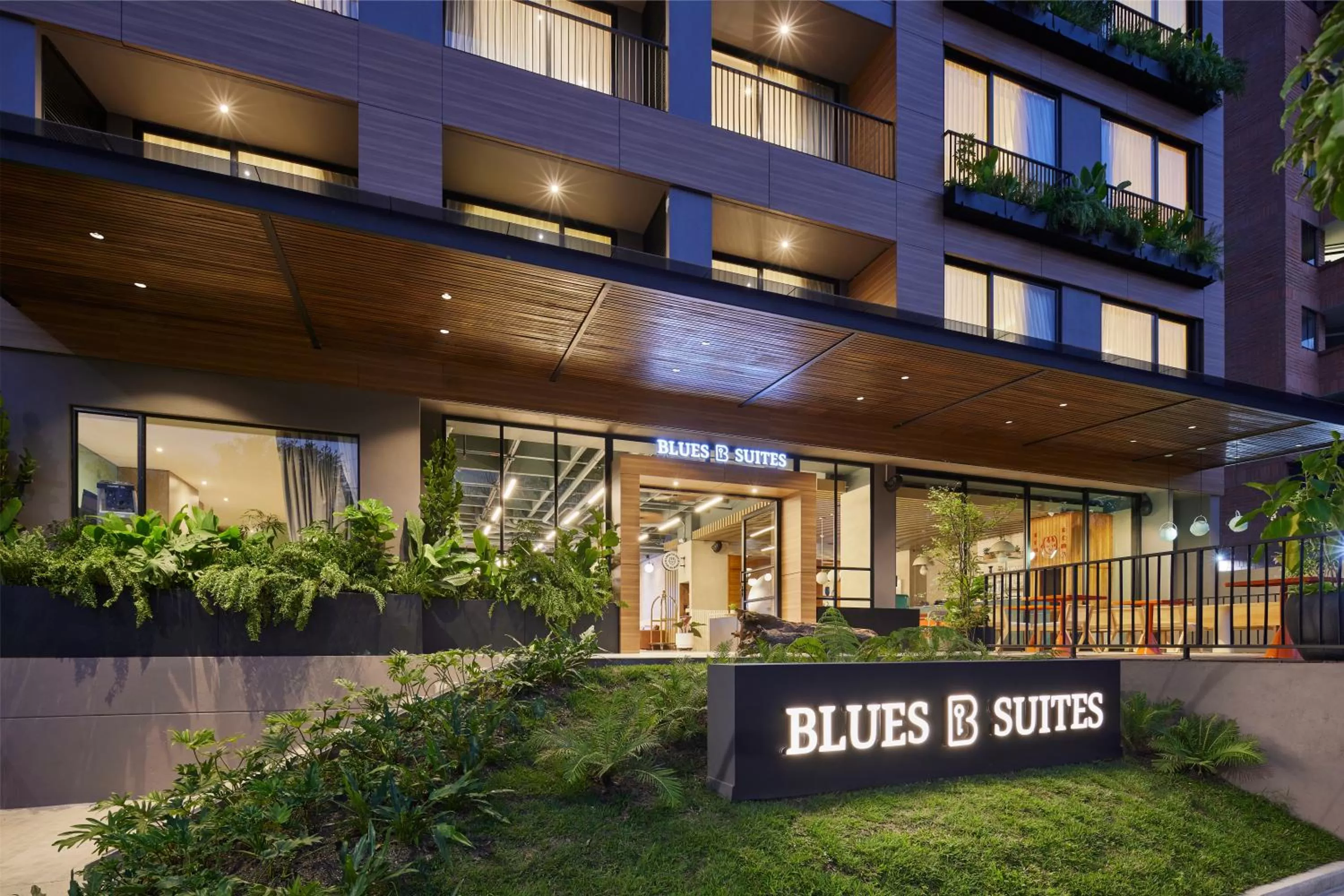 Property building in Blues Suites Medellín