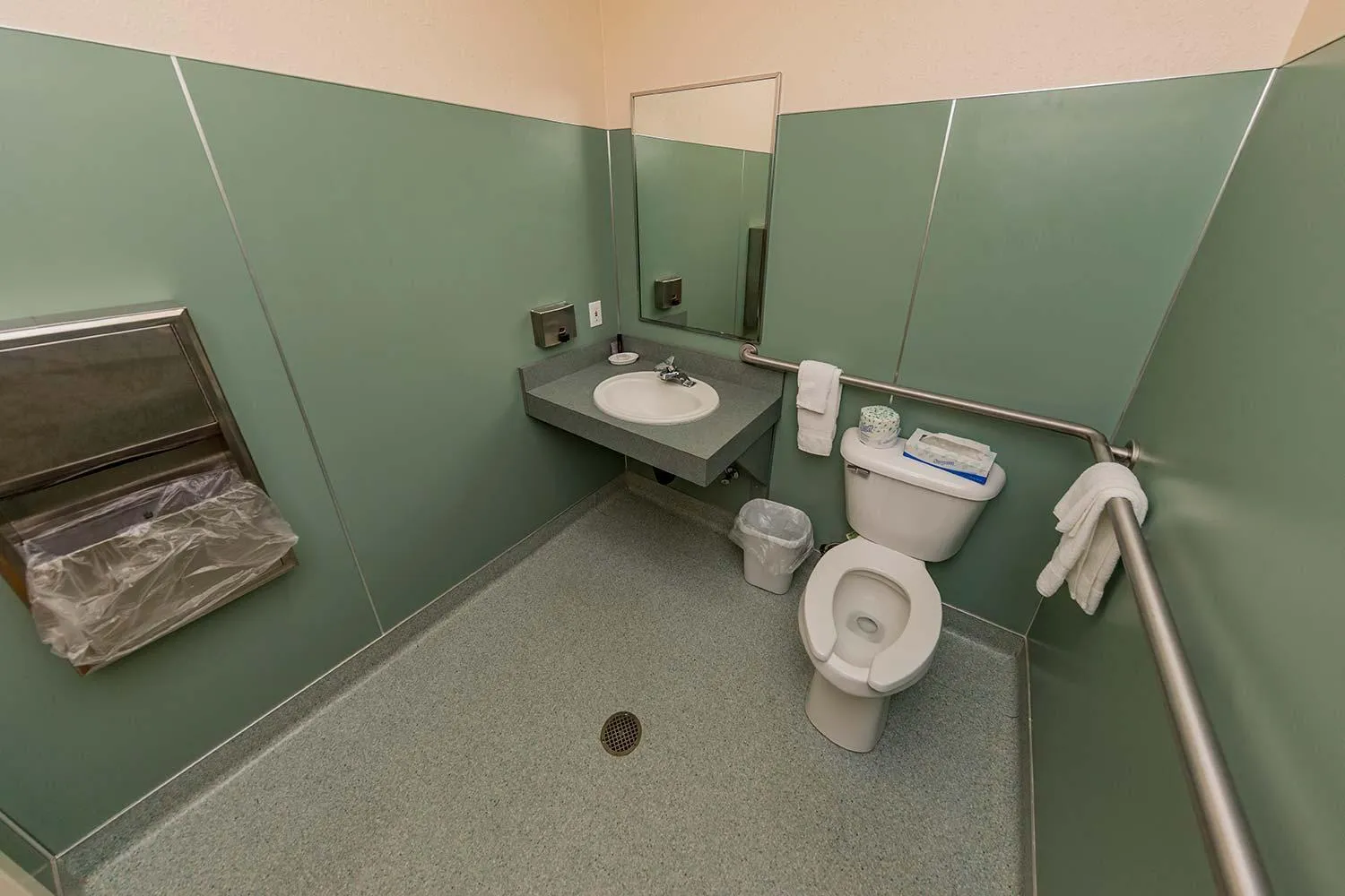 Bathroom in Nisqually Lodge