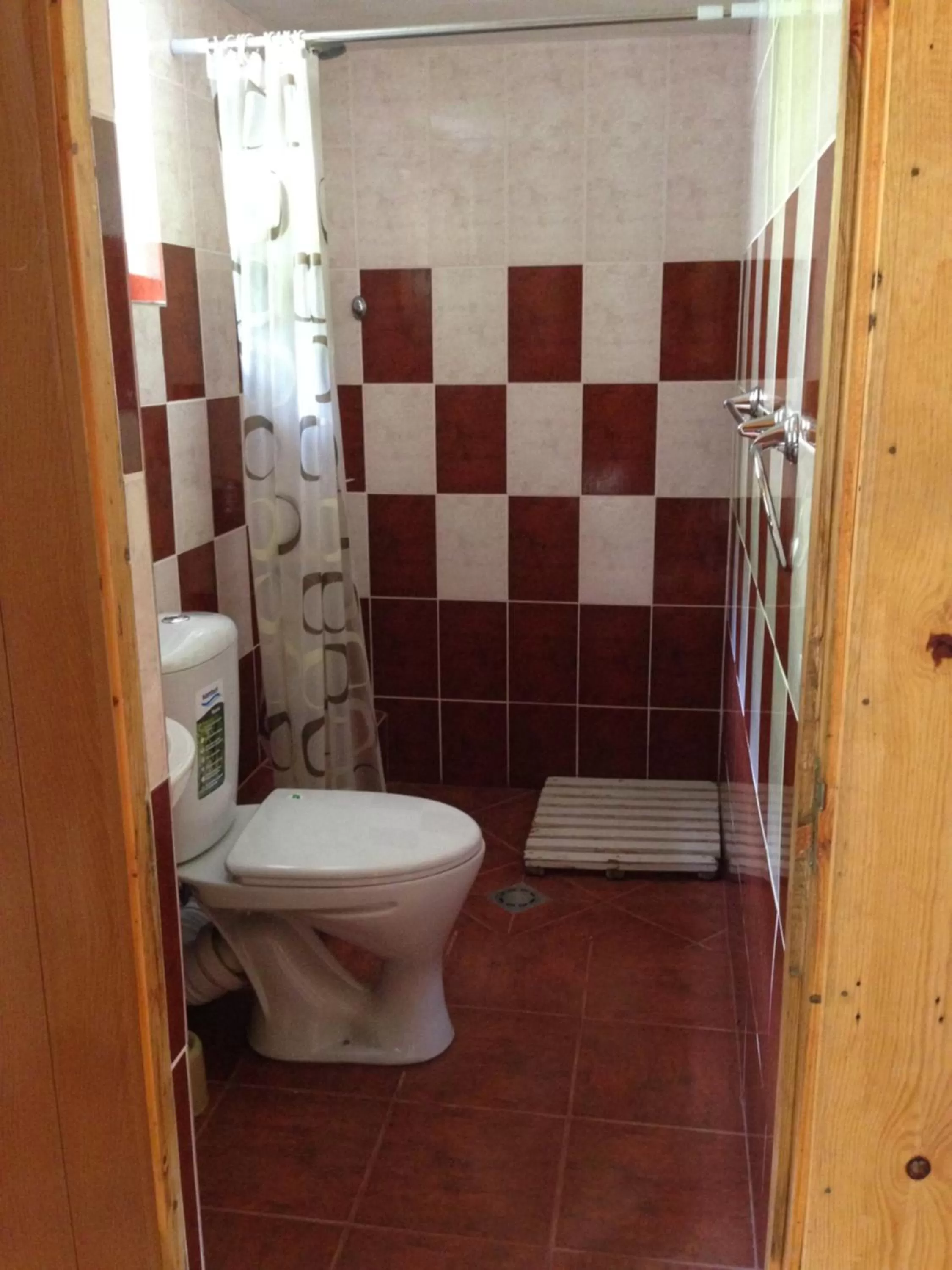 Shower in IRIS B&B in DEBED CANYON