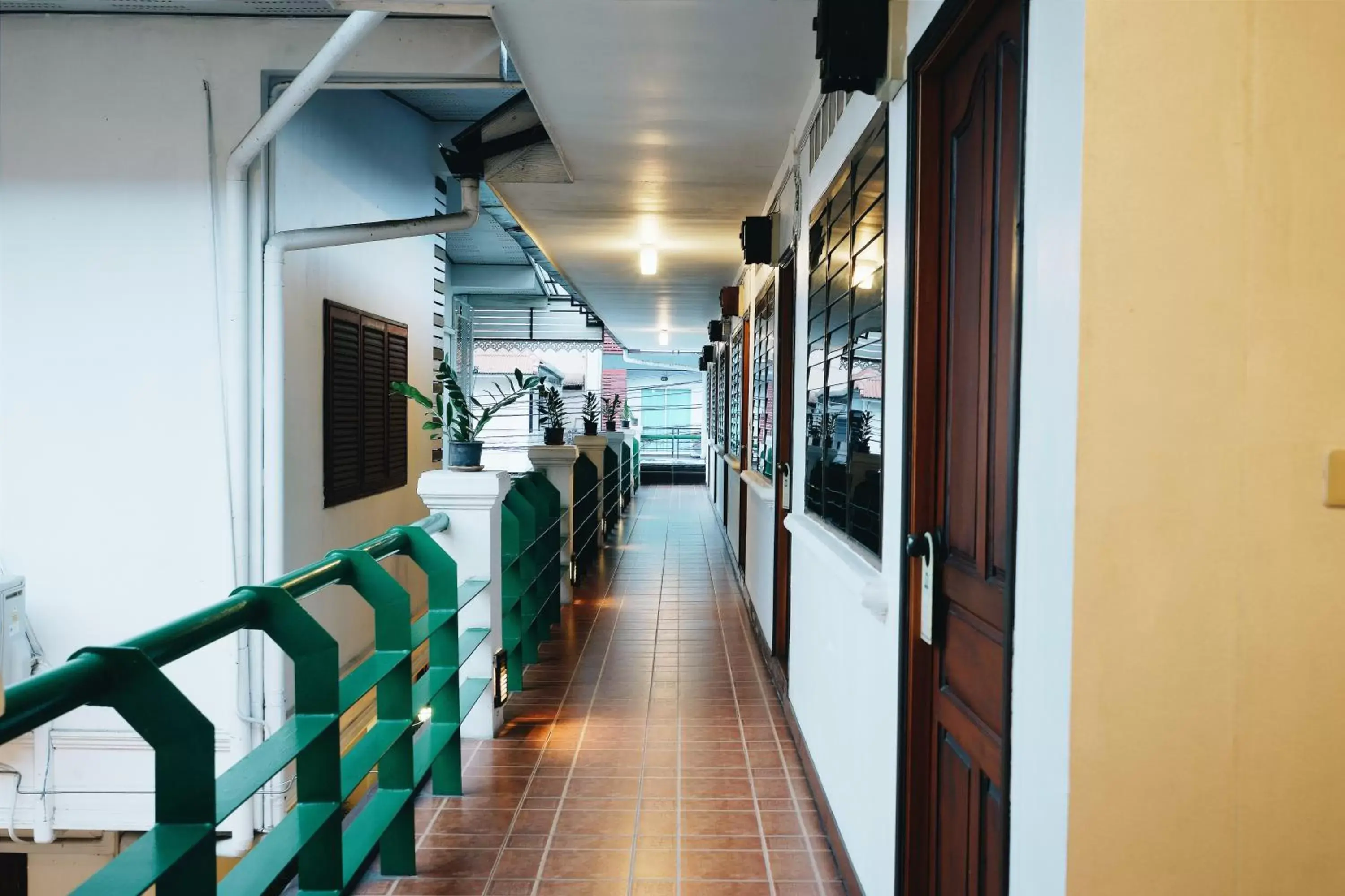 Property building in โรงแรมตีฆ้อง - Tri Gong Hotel Property building in โรงแรมตีฆ้อง - Tri Gong Hotel